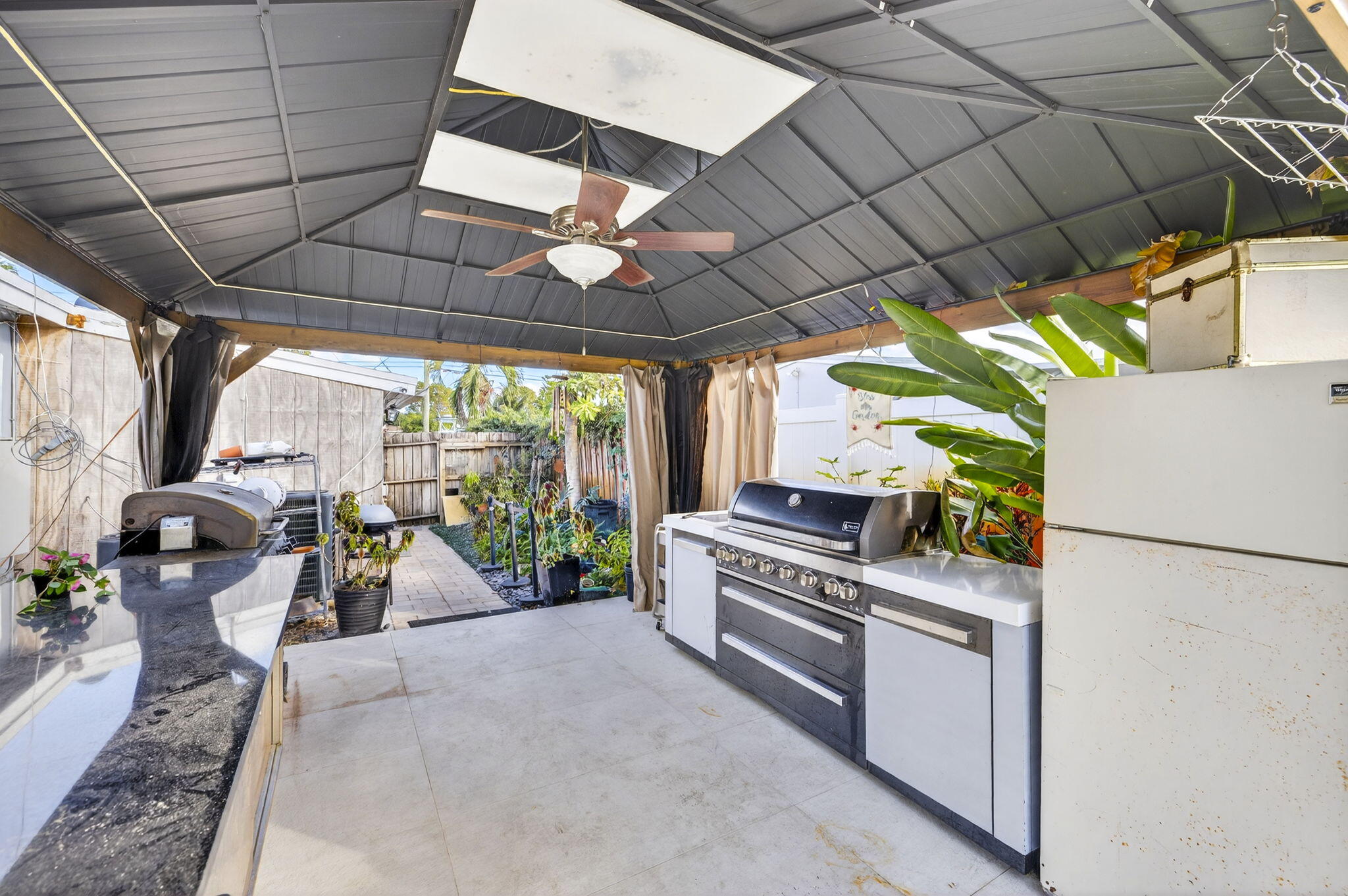 2673 NW 59th Avenue