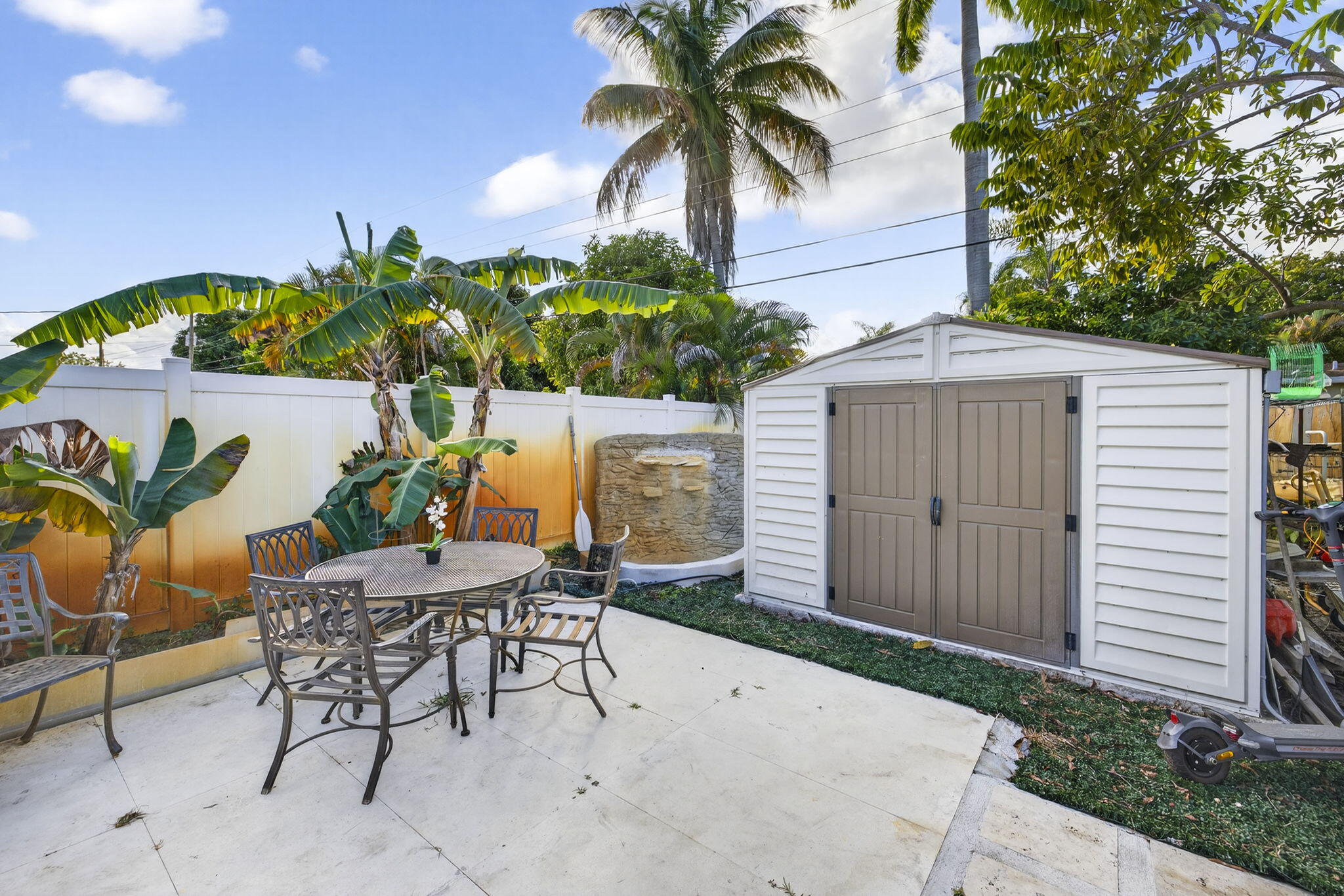 2673 NW 59th Avenue