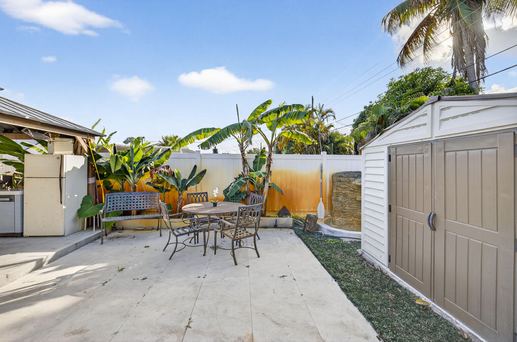2673 NW 59th Avenue