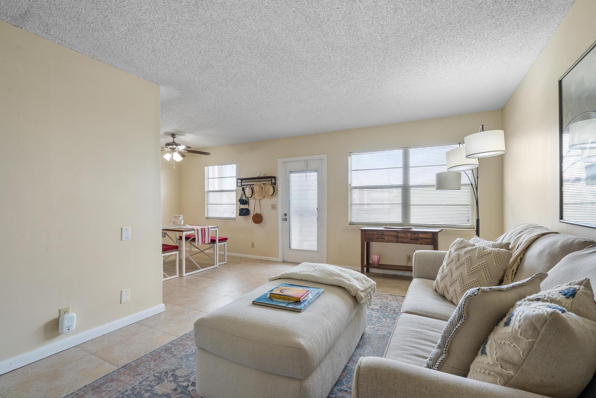 3044 Wolverton 3044