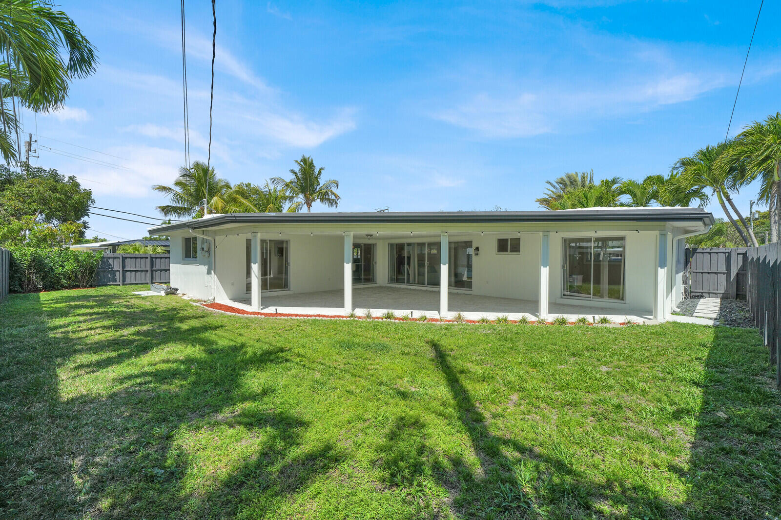 2152 NE 61st Court