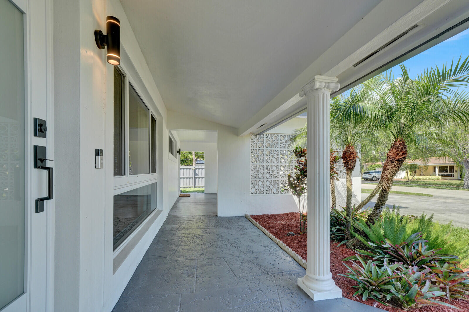 2152 NE 61st Court