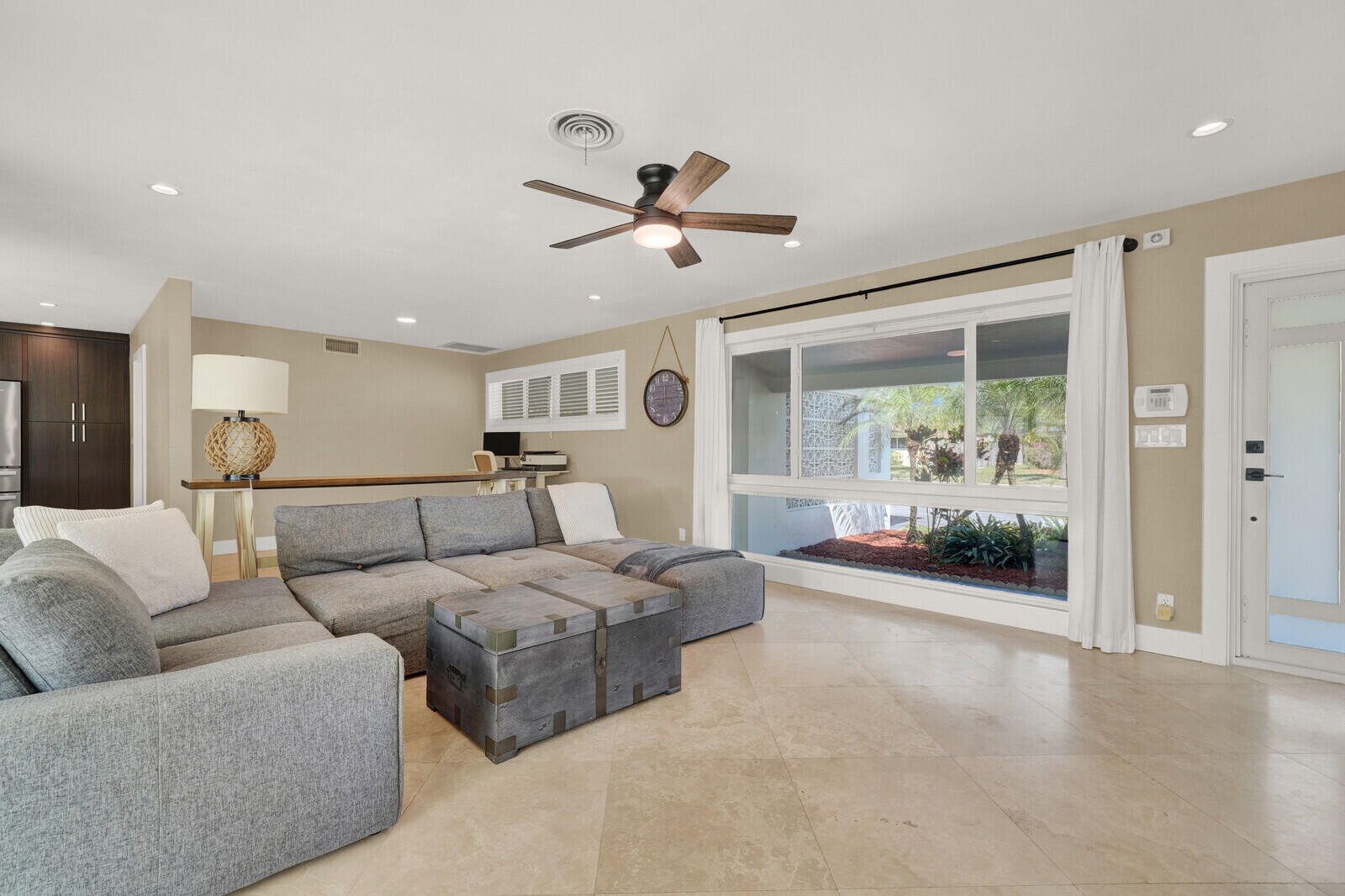 2152 NE 61st Court