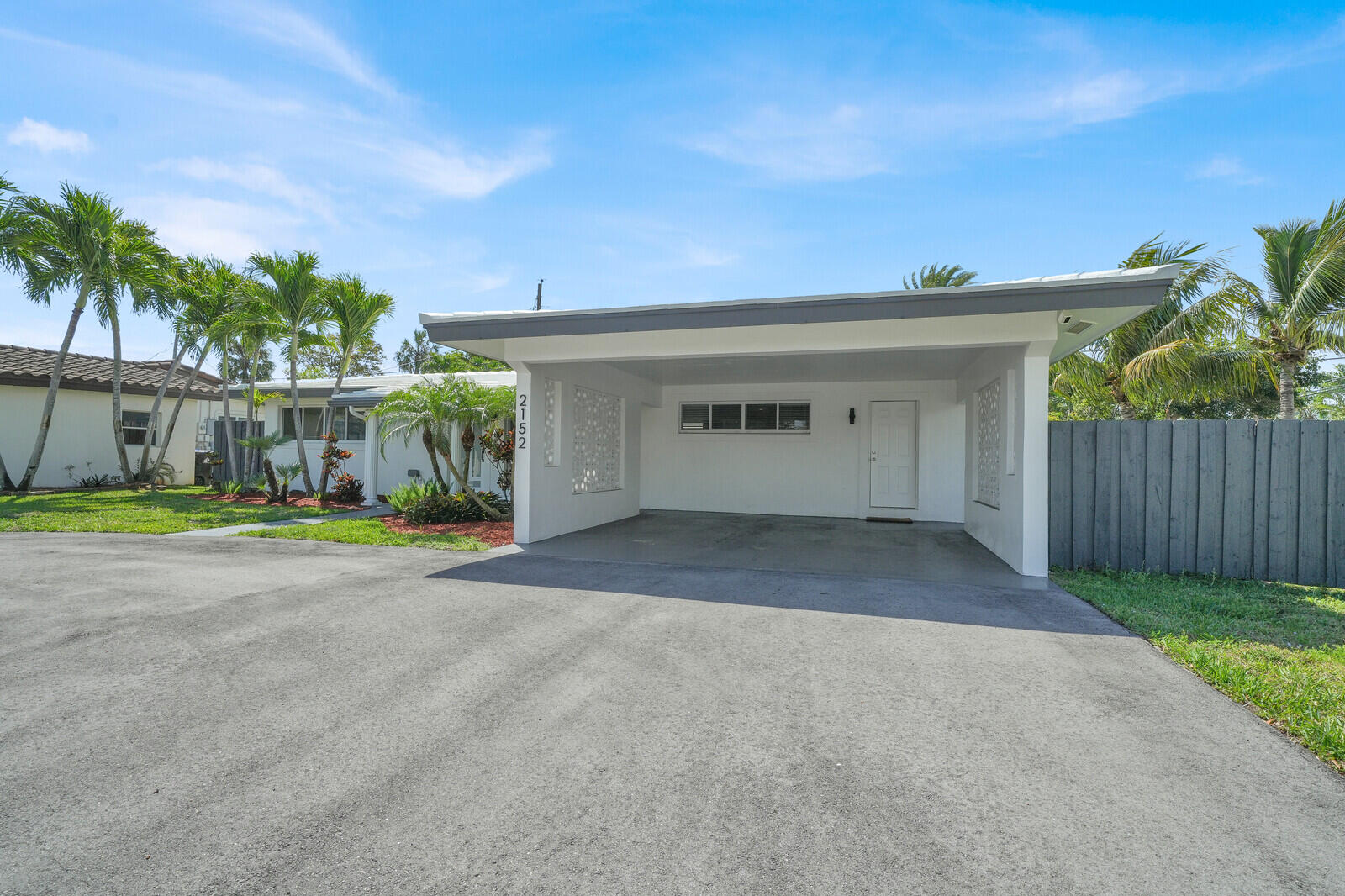 2152 NE 61st Court