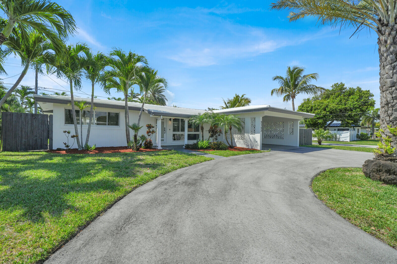 2152 NE 61st Court