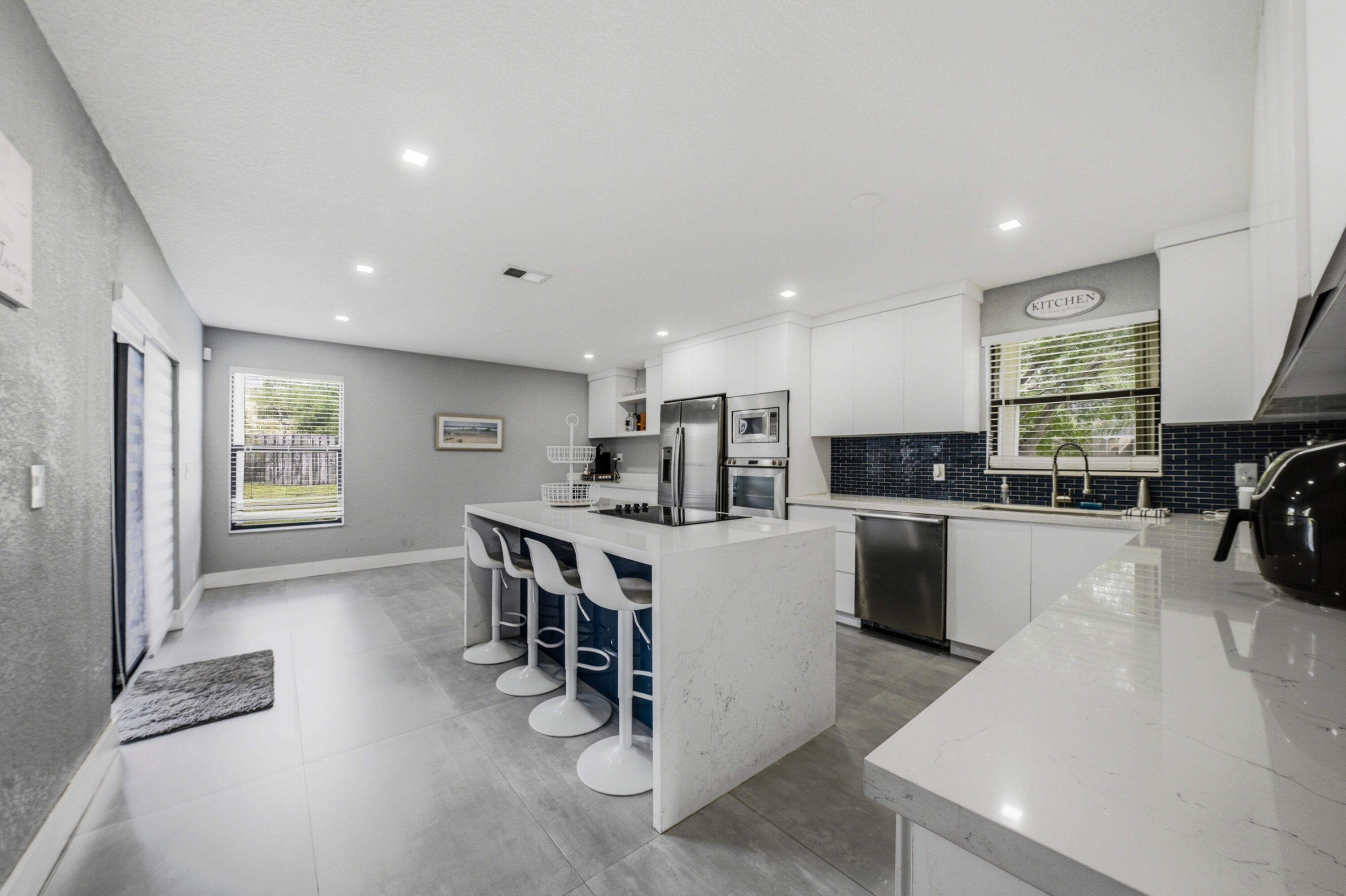 4683 NW 99th Terrace