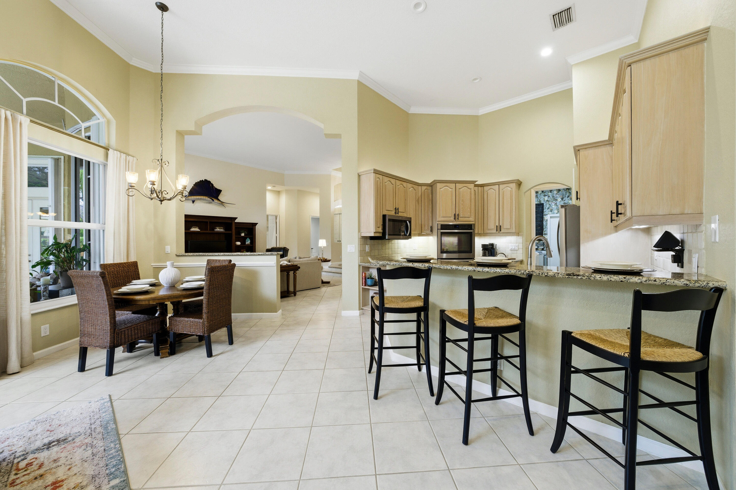 10561 NW 66th Street