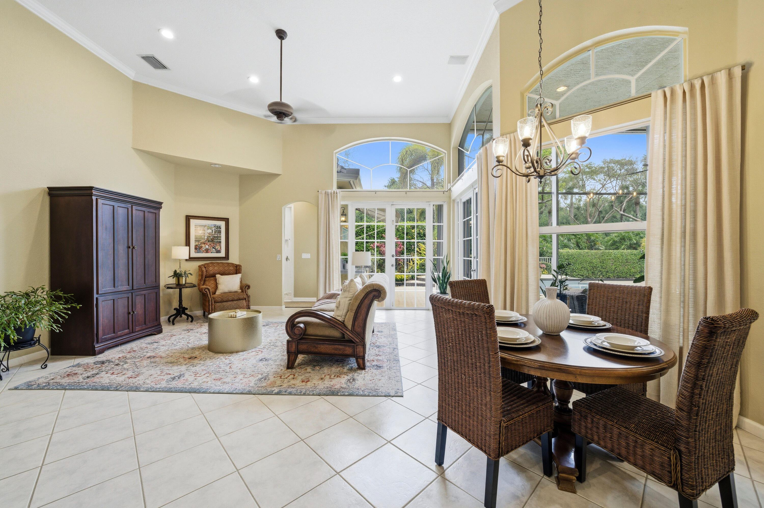 10561 NW 66th Street
