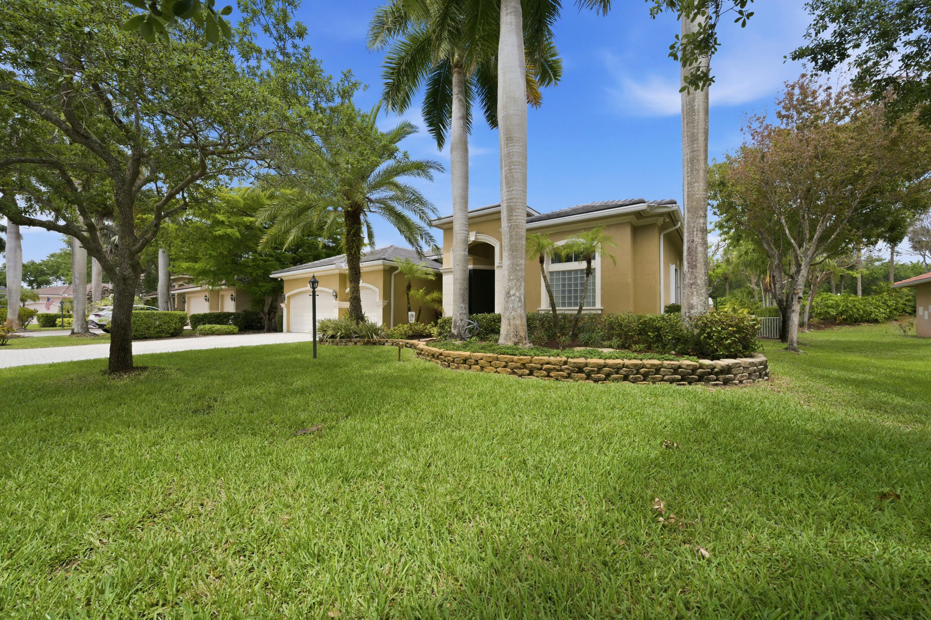 10561 NW 66th Street