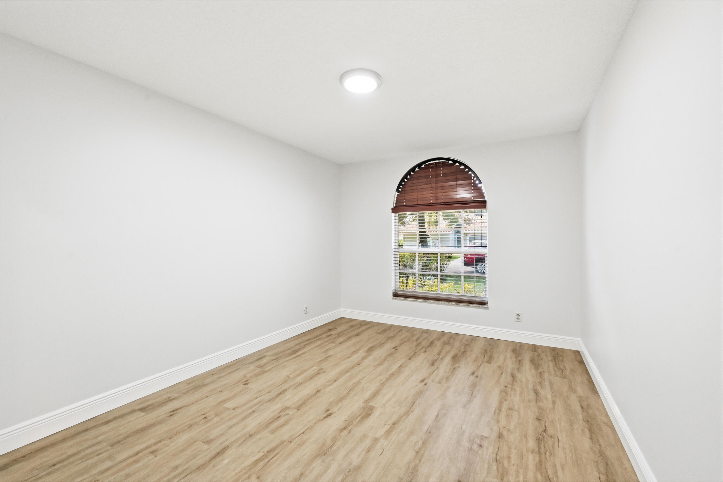 12469 SW 1st Street