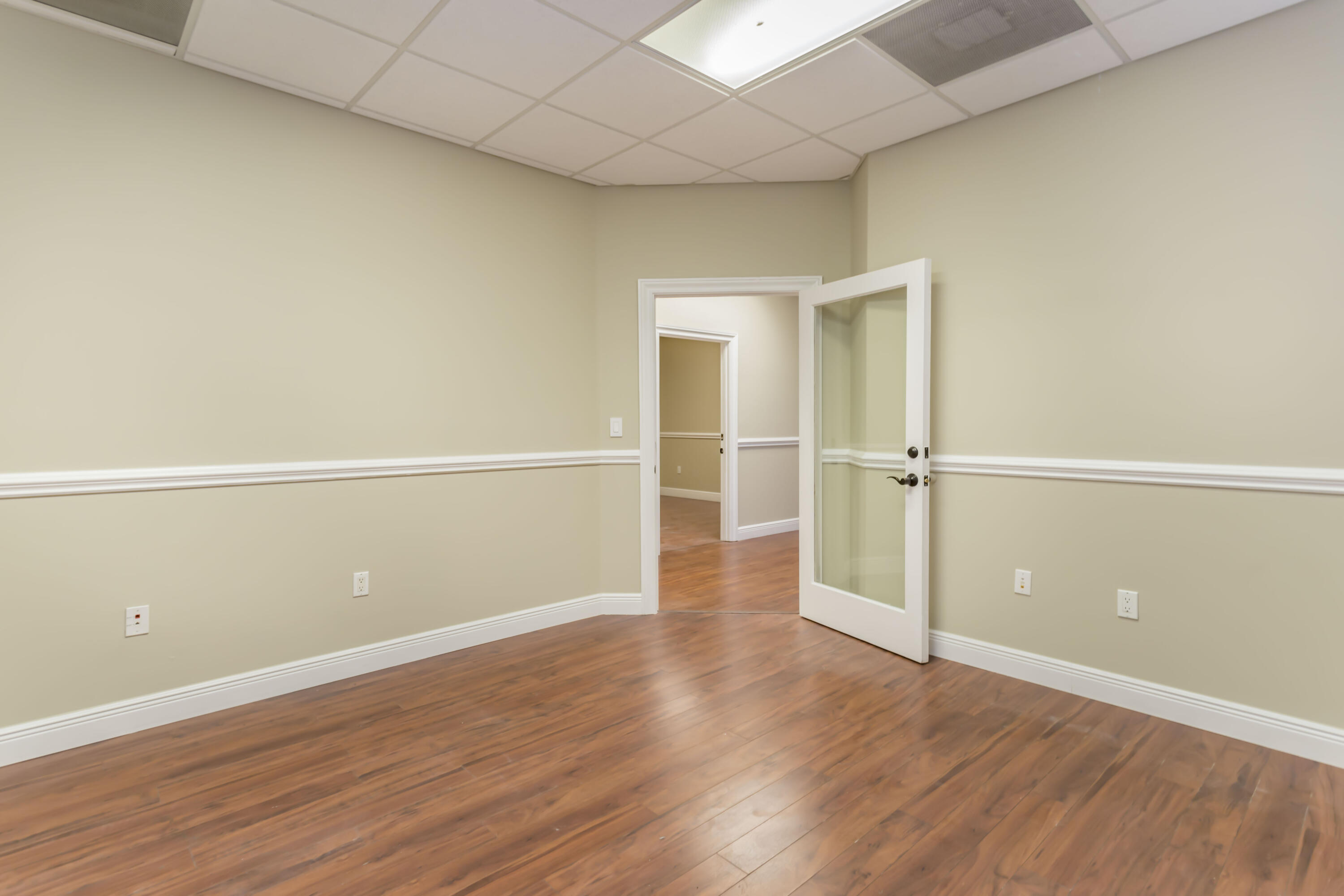 7501 Wiles Road 207