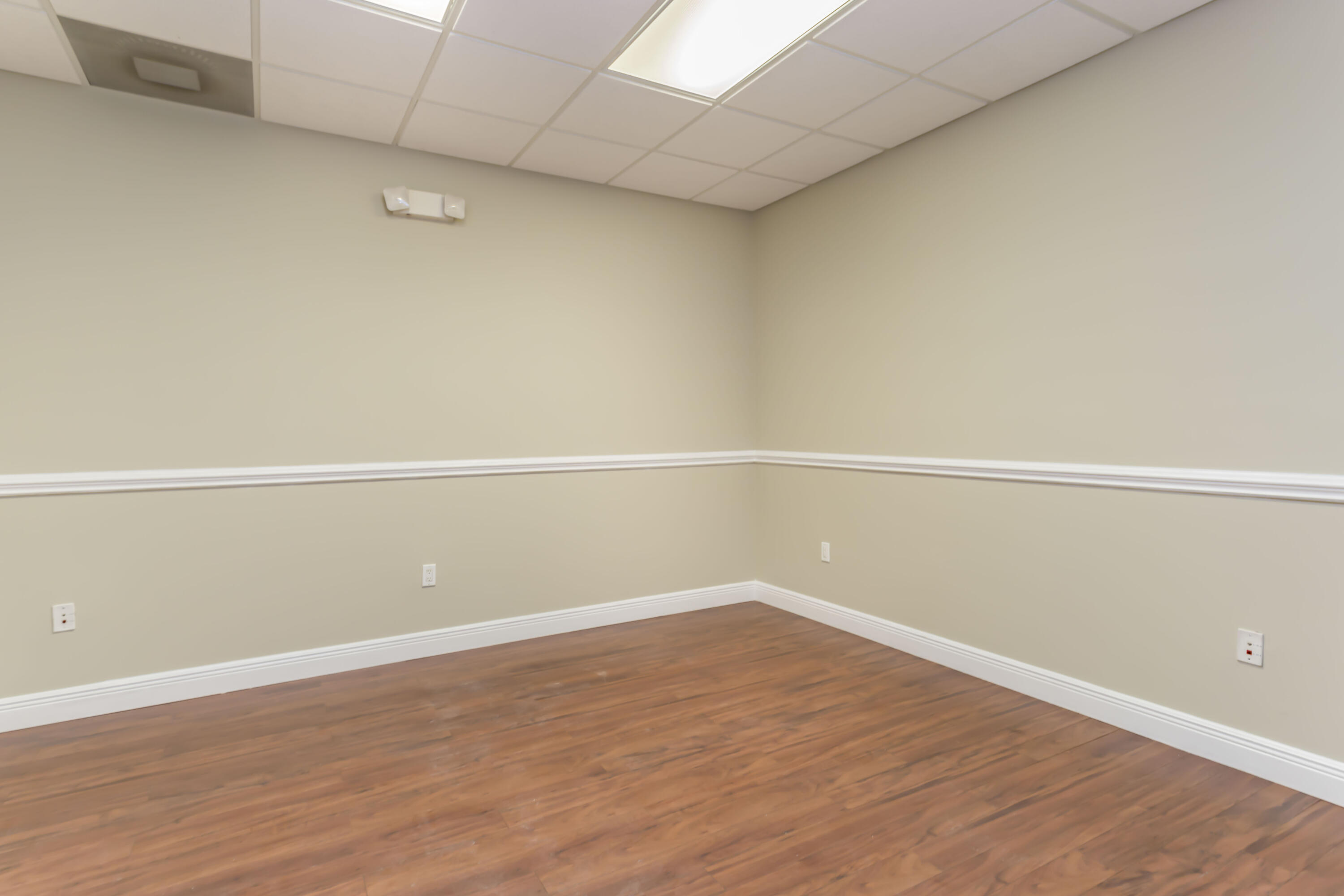 7501 Wiles Road 207