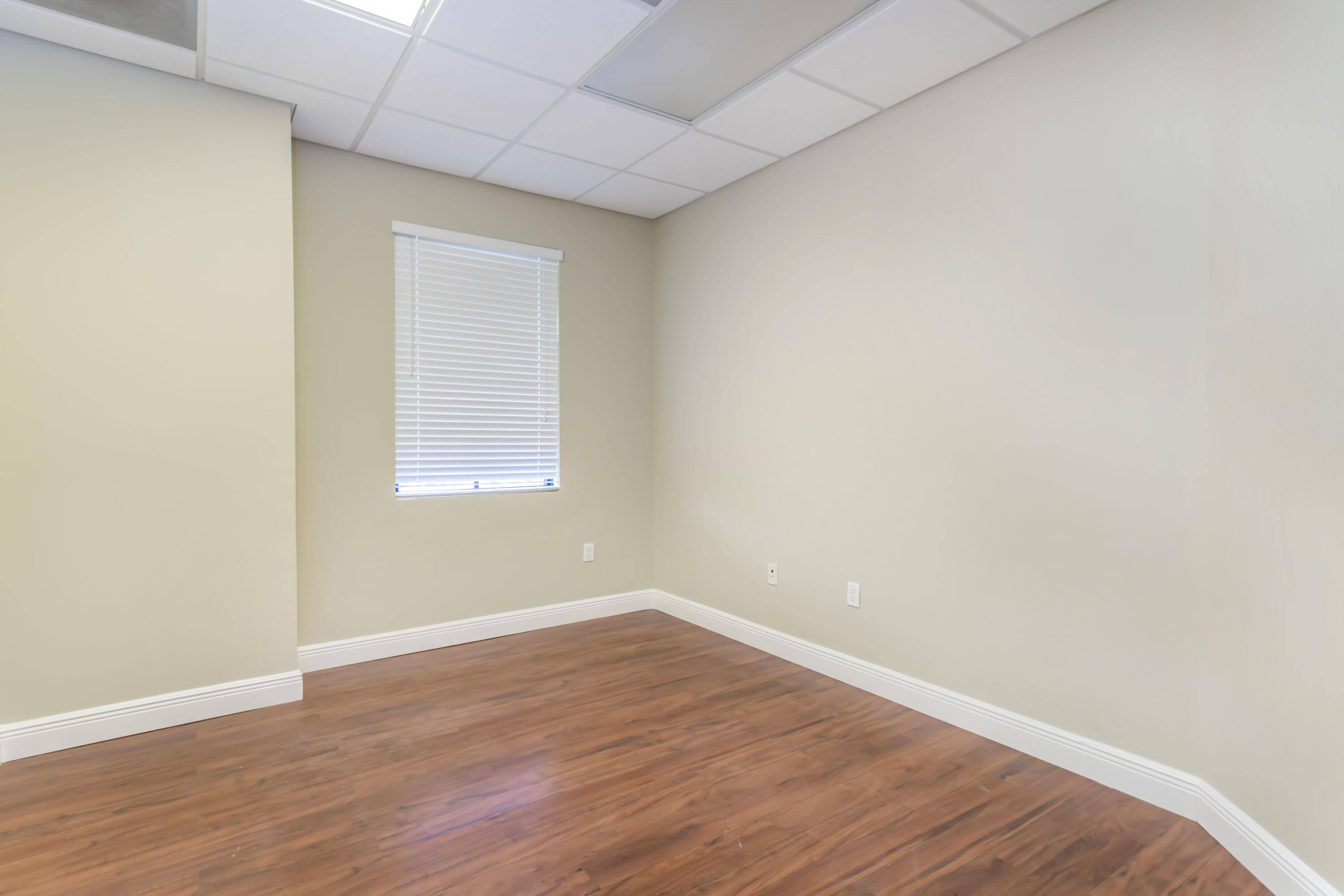 7501 Wiles Road 207