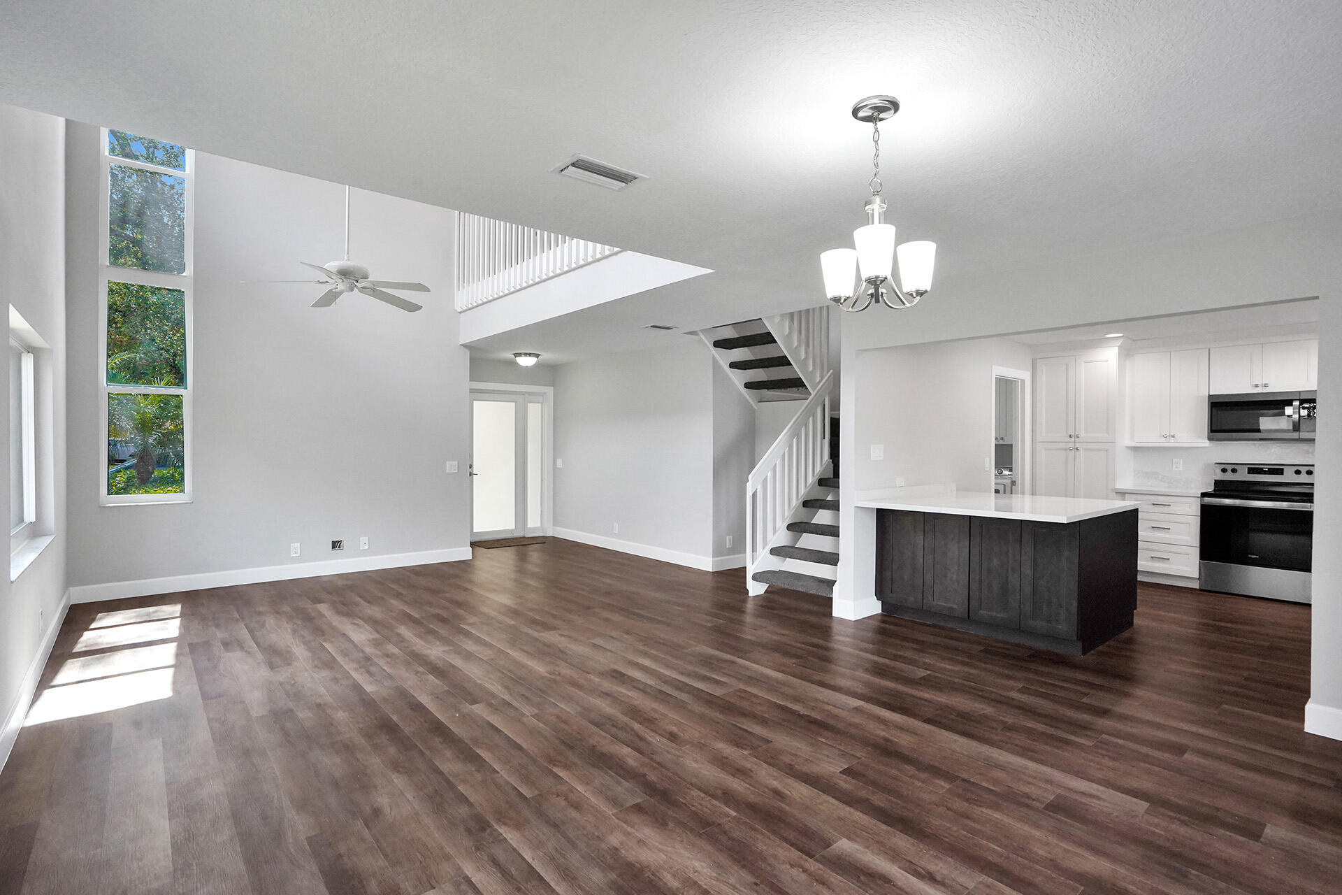 9821 NW 5th Place
