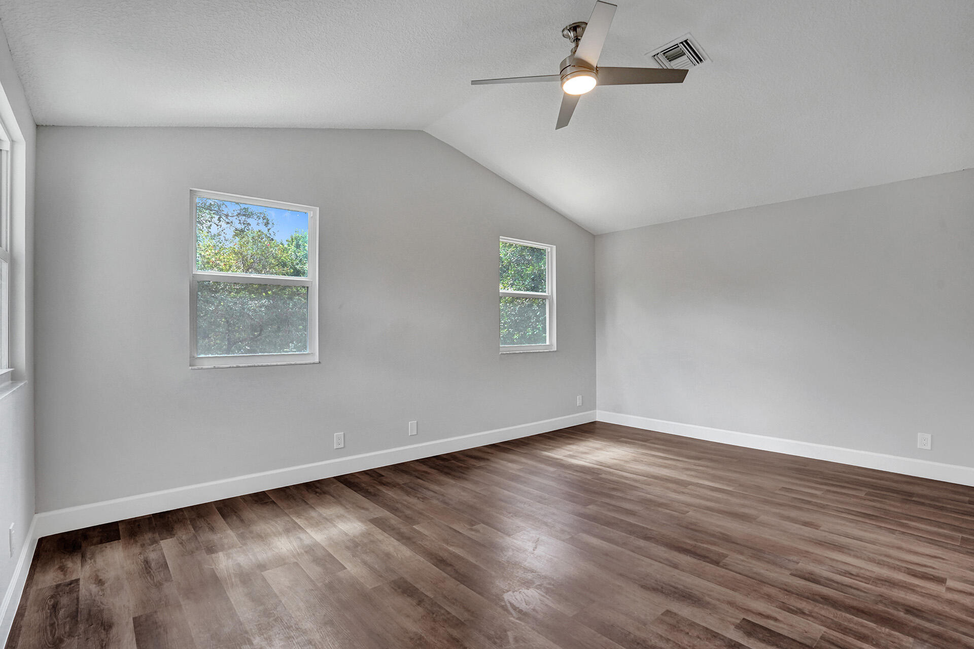 9821 NW 5th Place