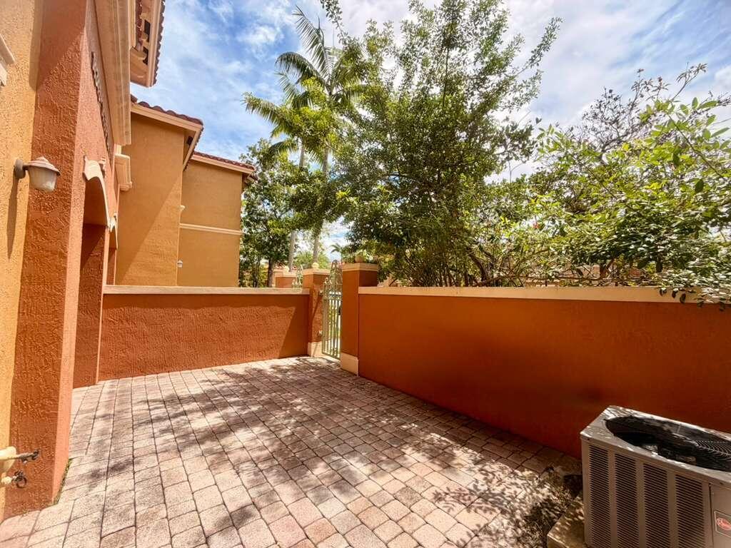 14363 SW 11th Street 2603