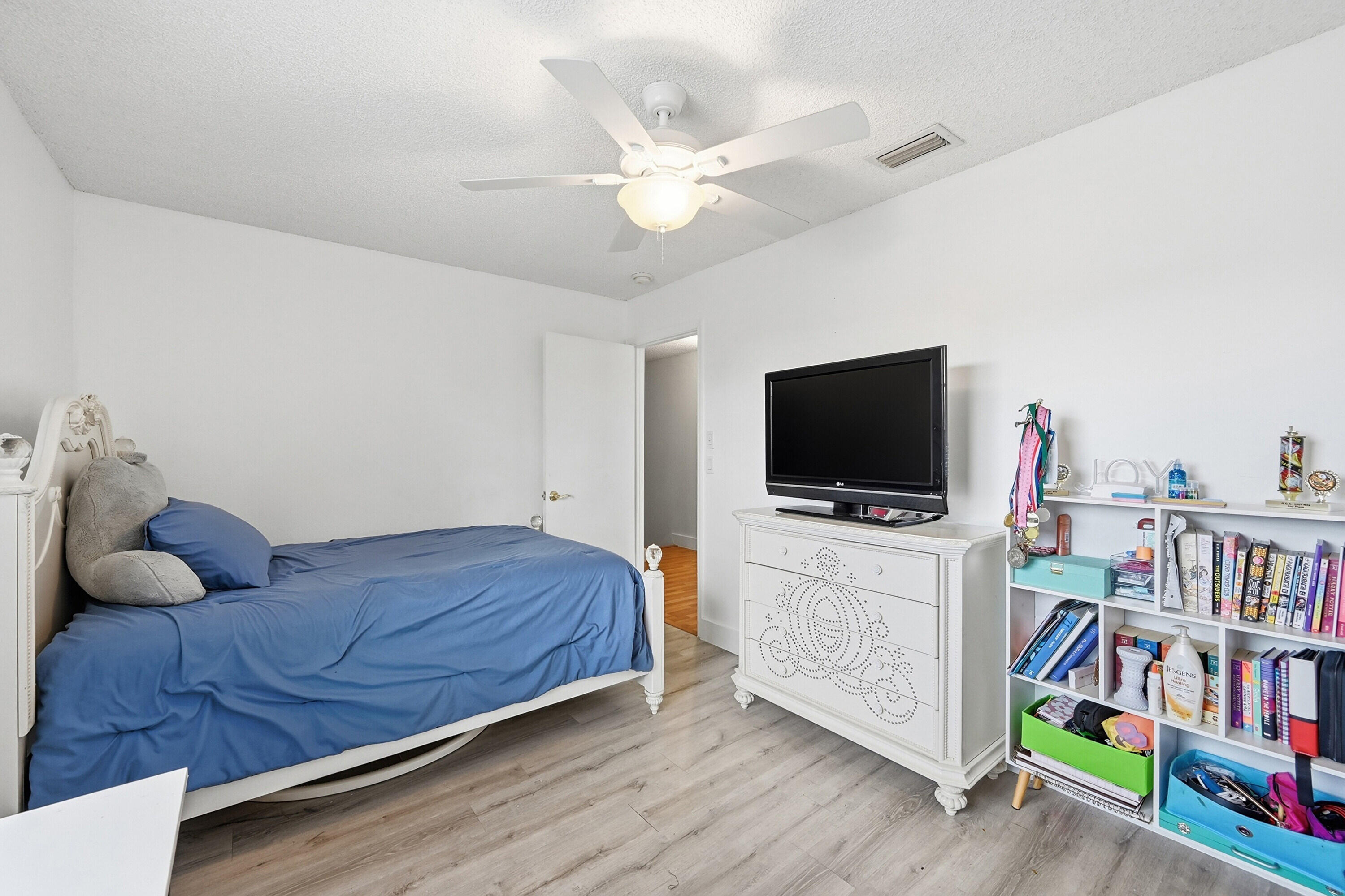 2498 NW 99th Avenue