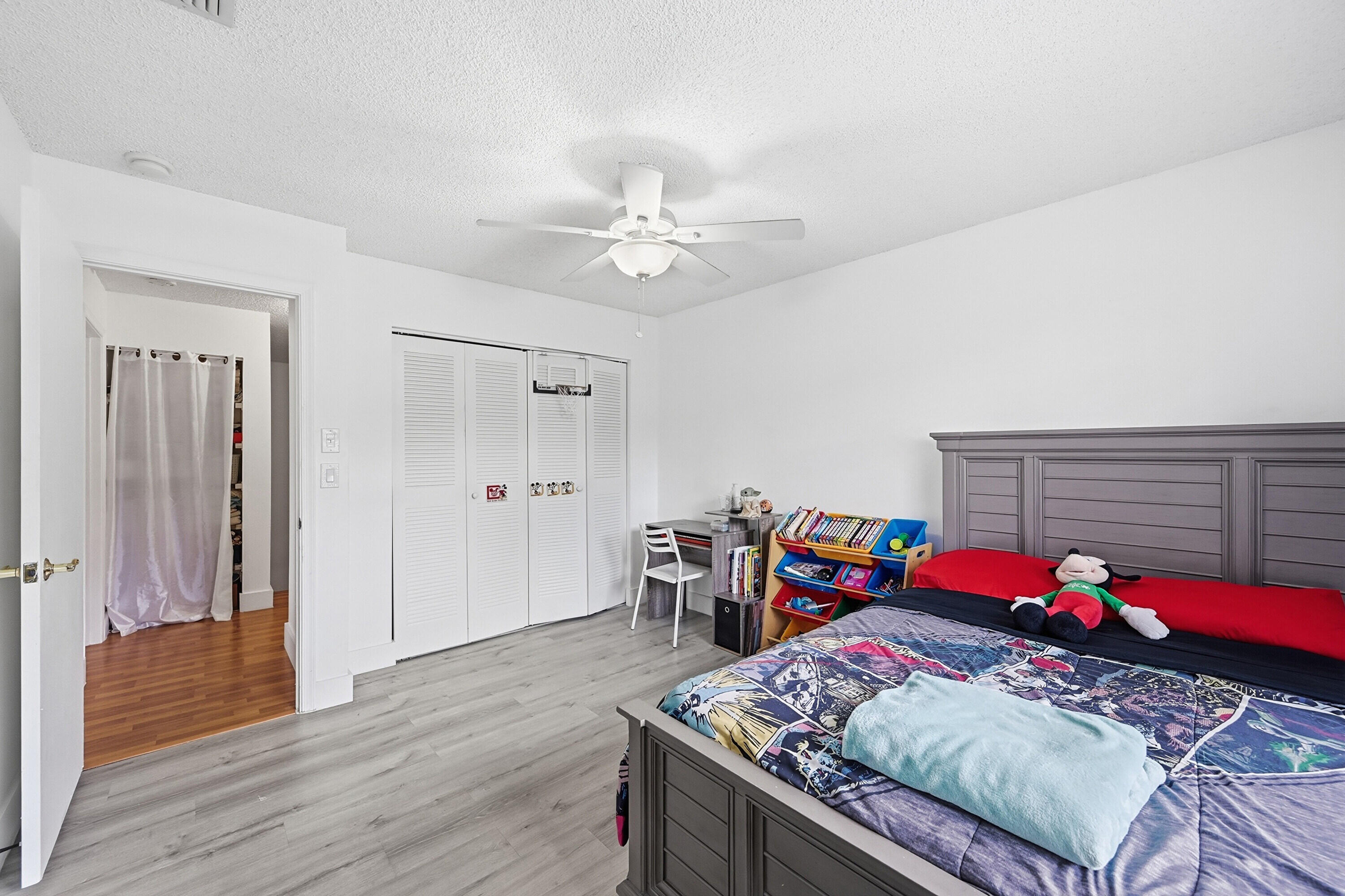 2498 NW 99th Avenue