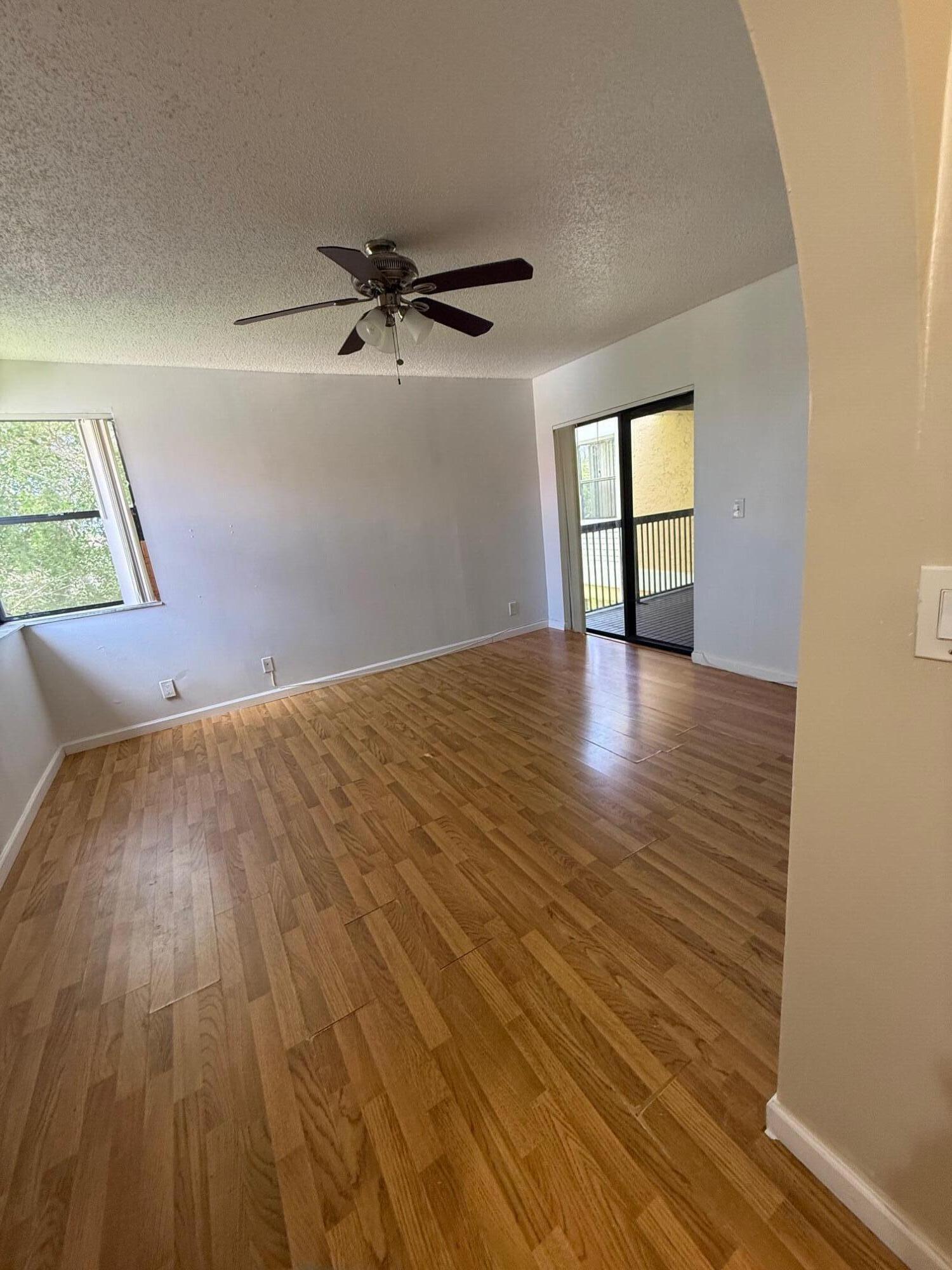 5721 Riverside Drive 301b5