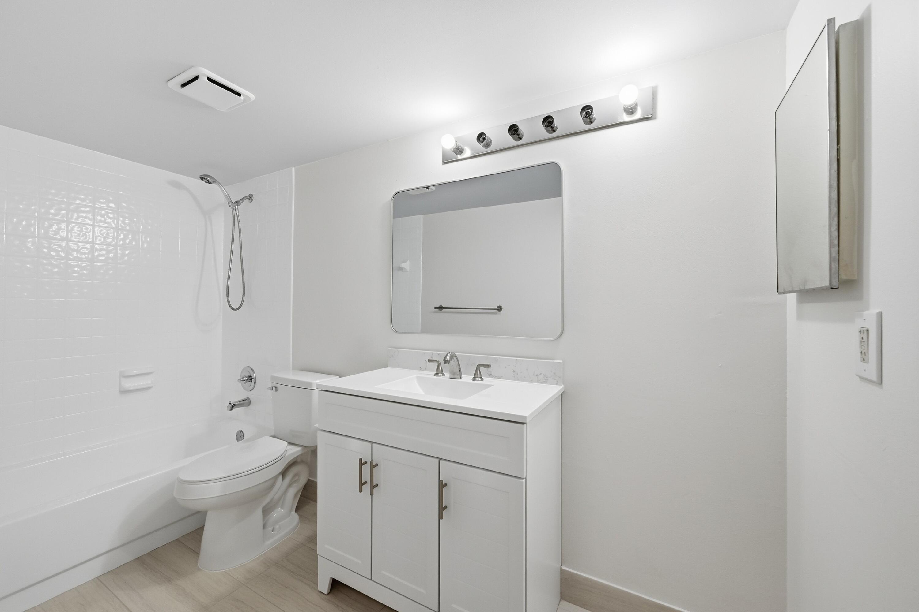 2039 Coral Ridge S304