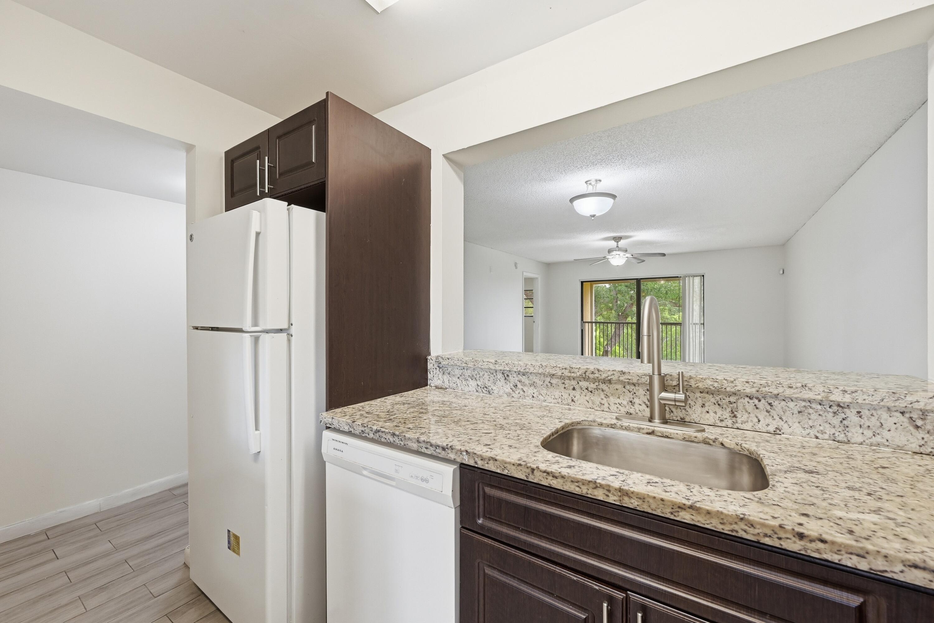 2039 Coral Ridge S304