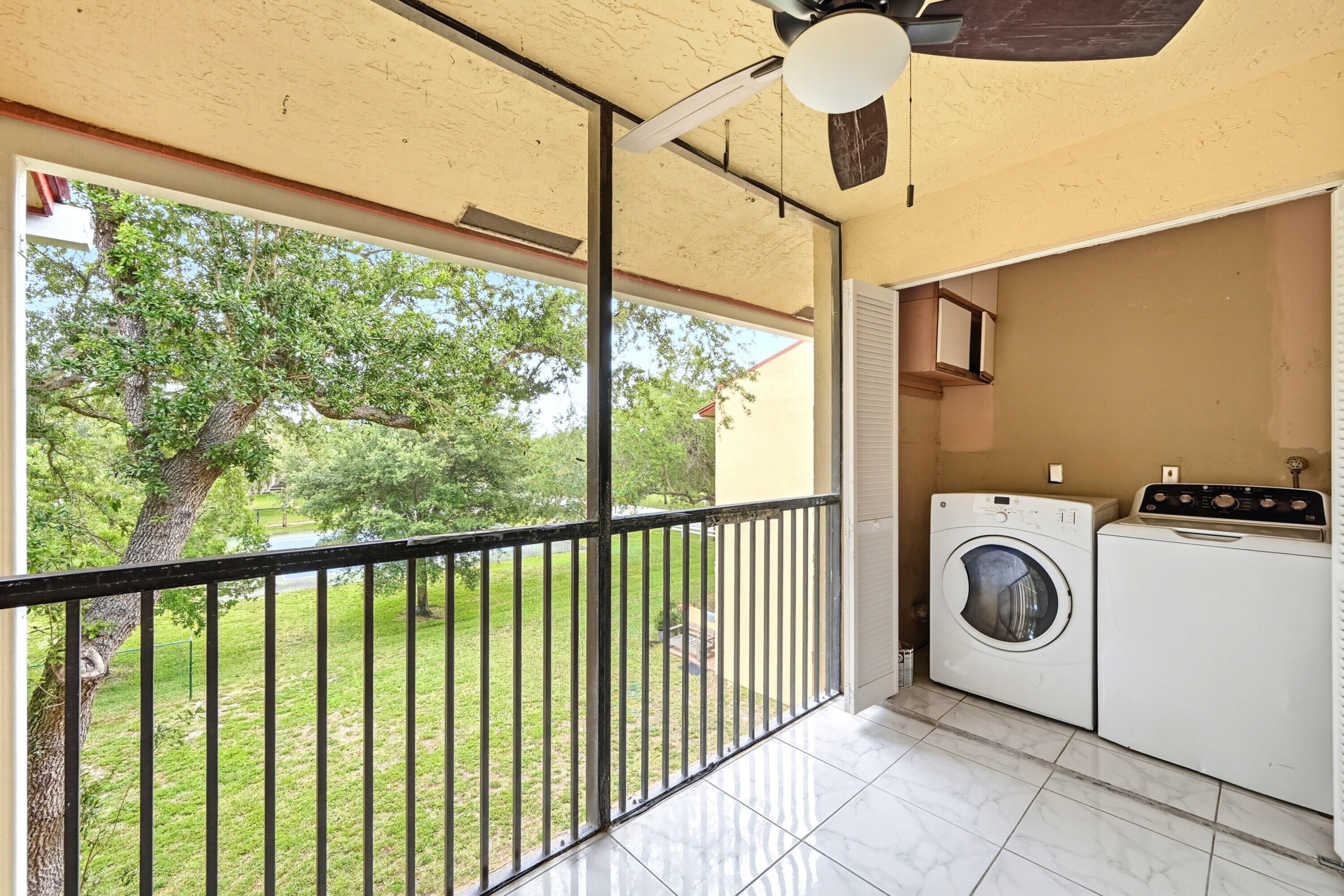 2039 Coral Ridge S304