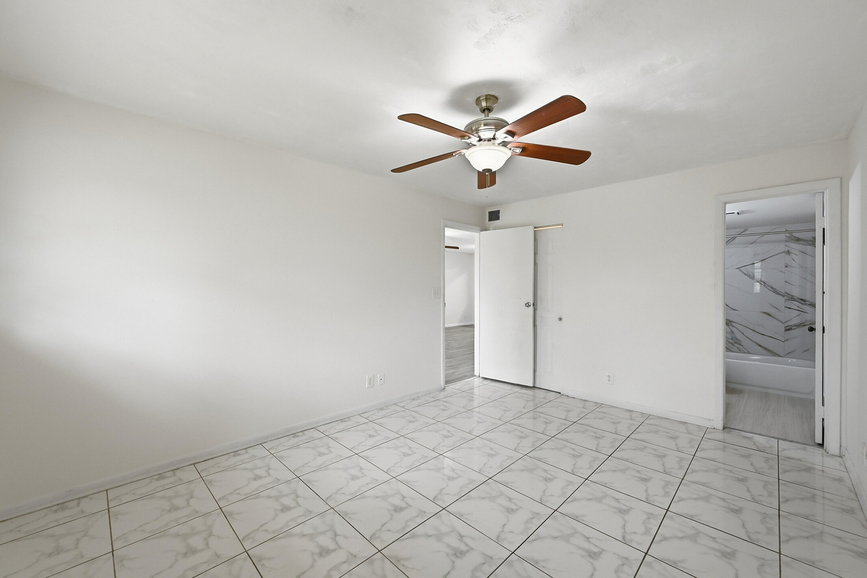2039 Coral Ridge S304