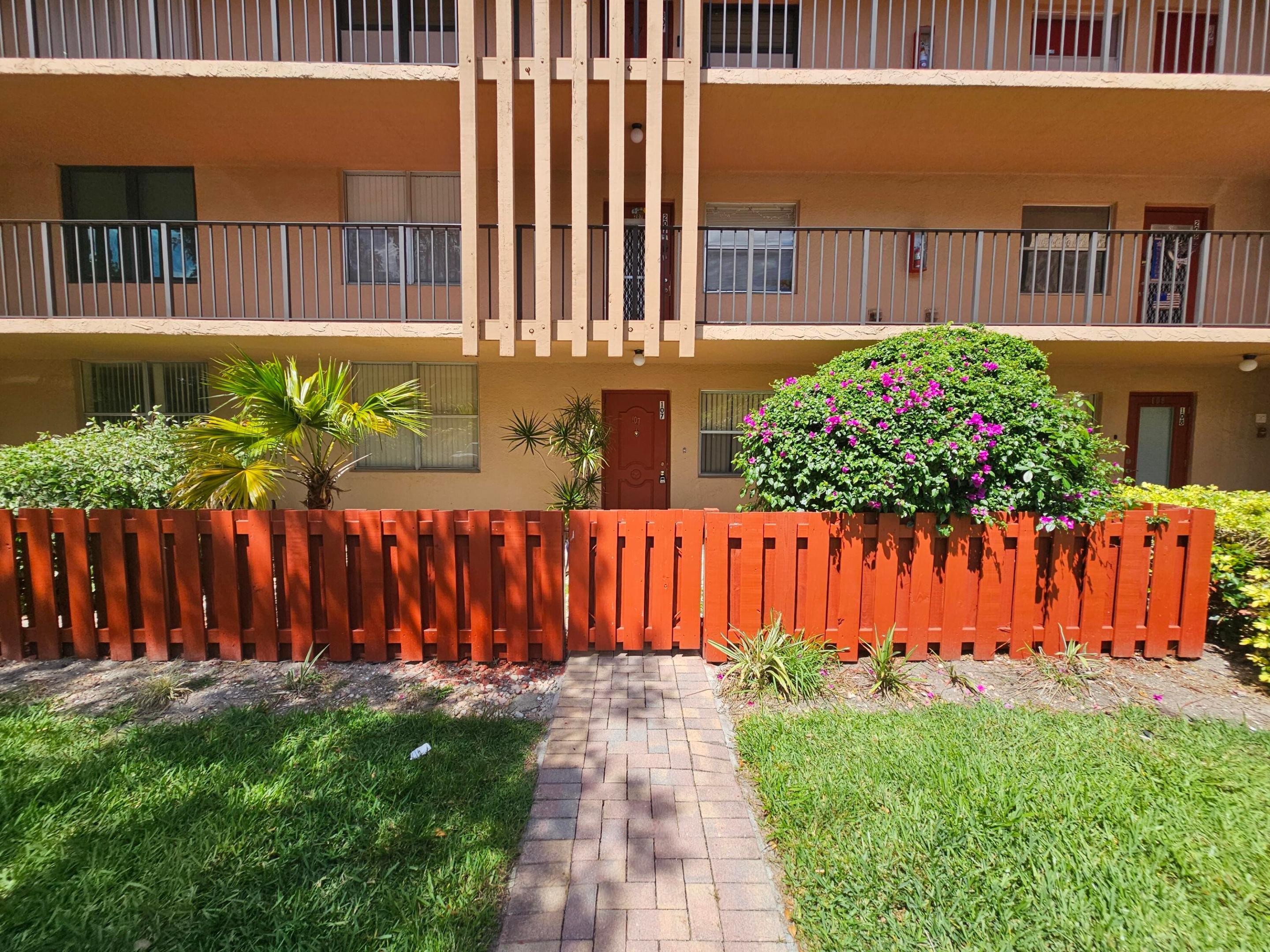 7431 NW 1st Street