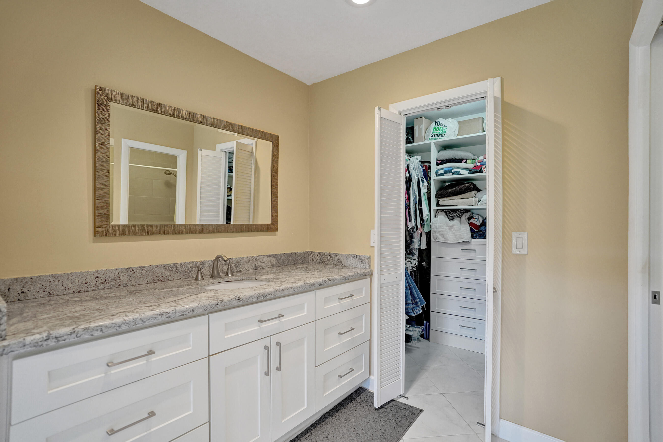 8620 Chevy Chase Drive