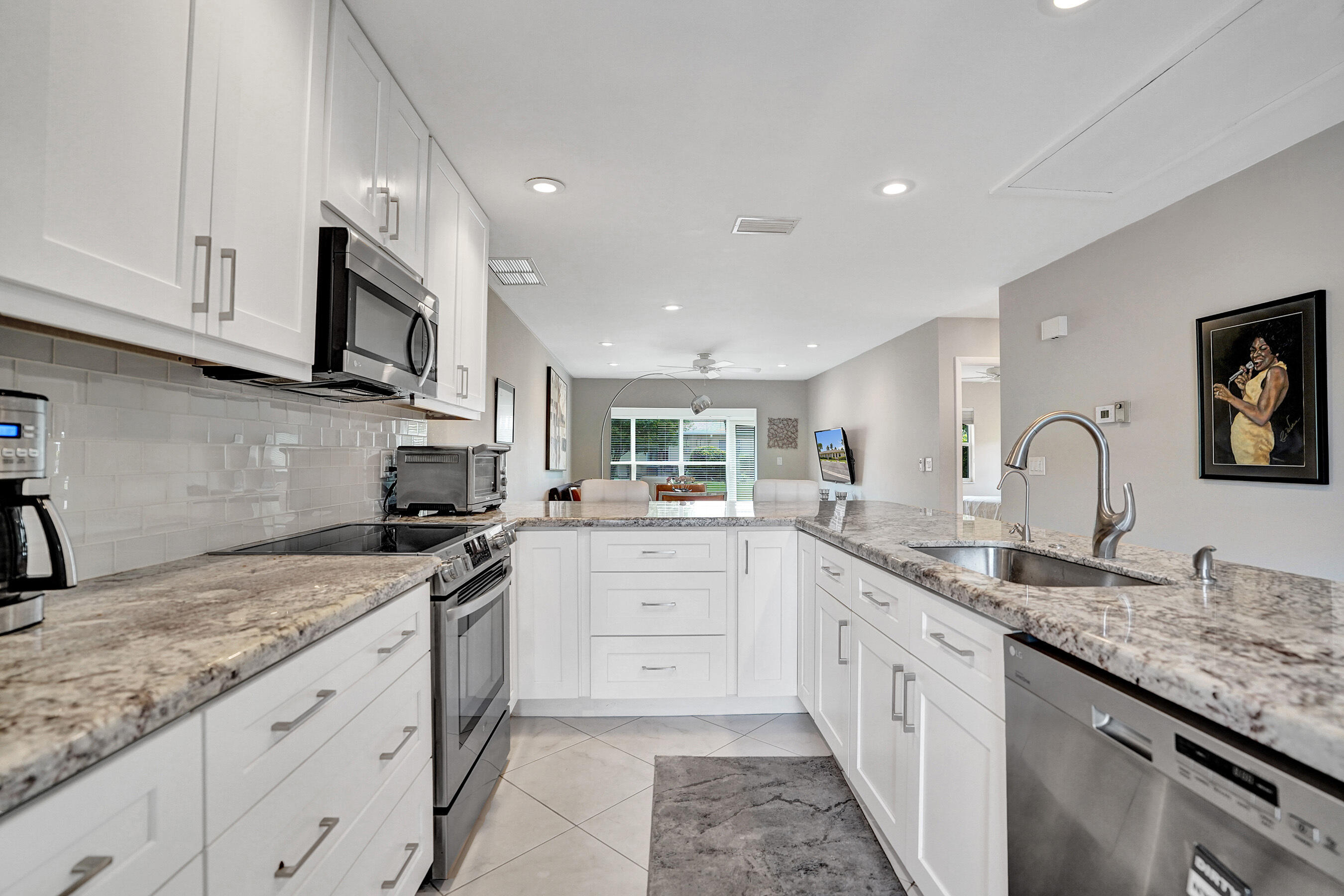 8620 Chevy Chase Drive