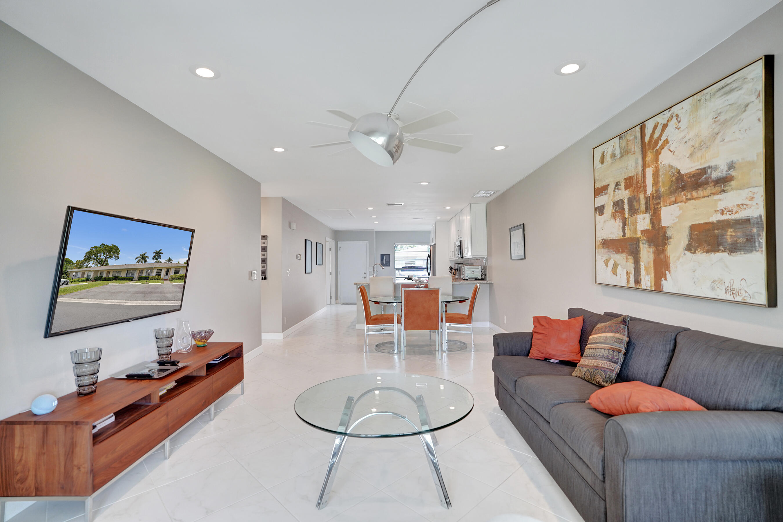 8620 Chevy Chase Drive