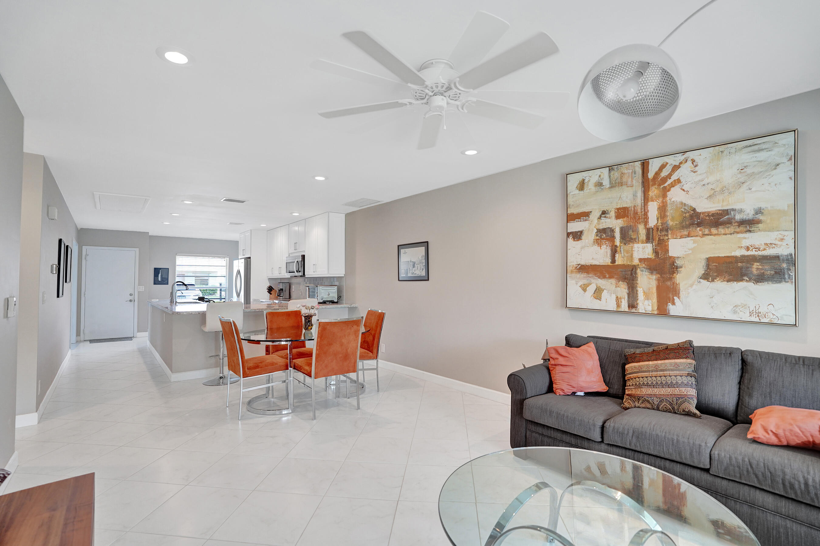 8620 Chevy Chase Drive