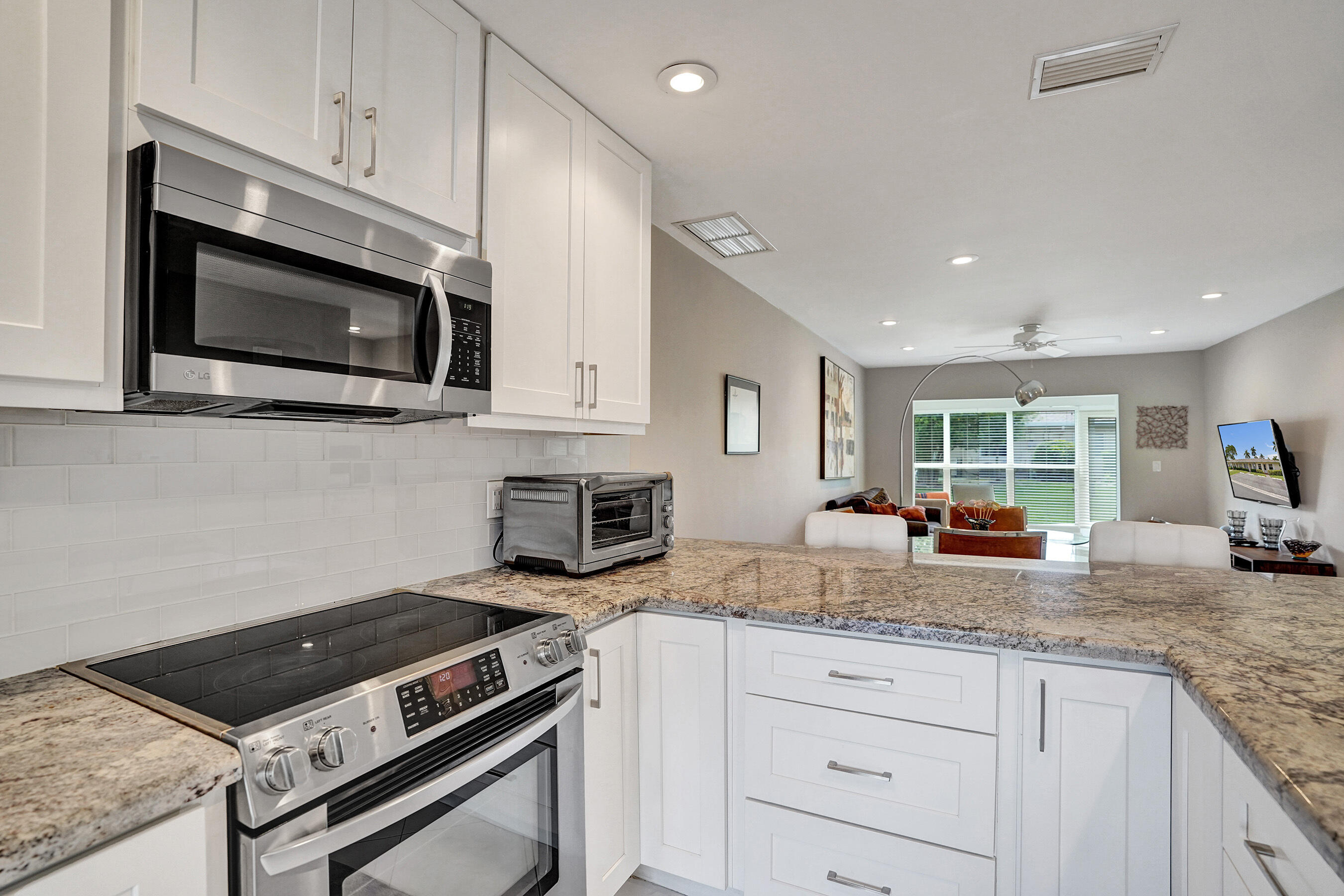 8620 Chevy Chase Drive