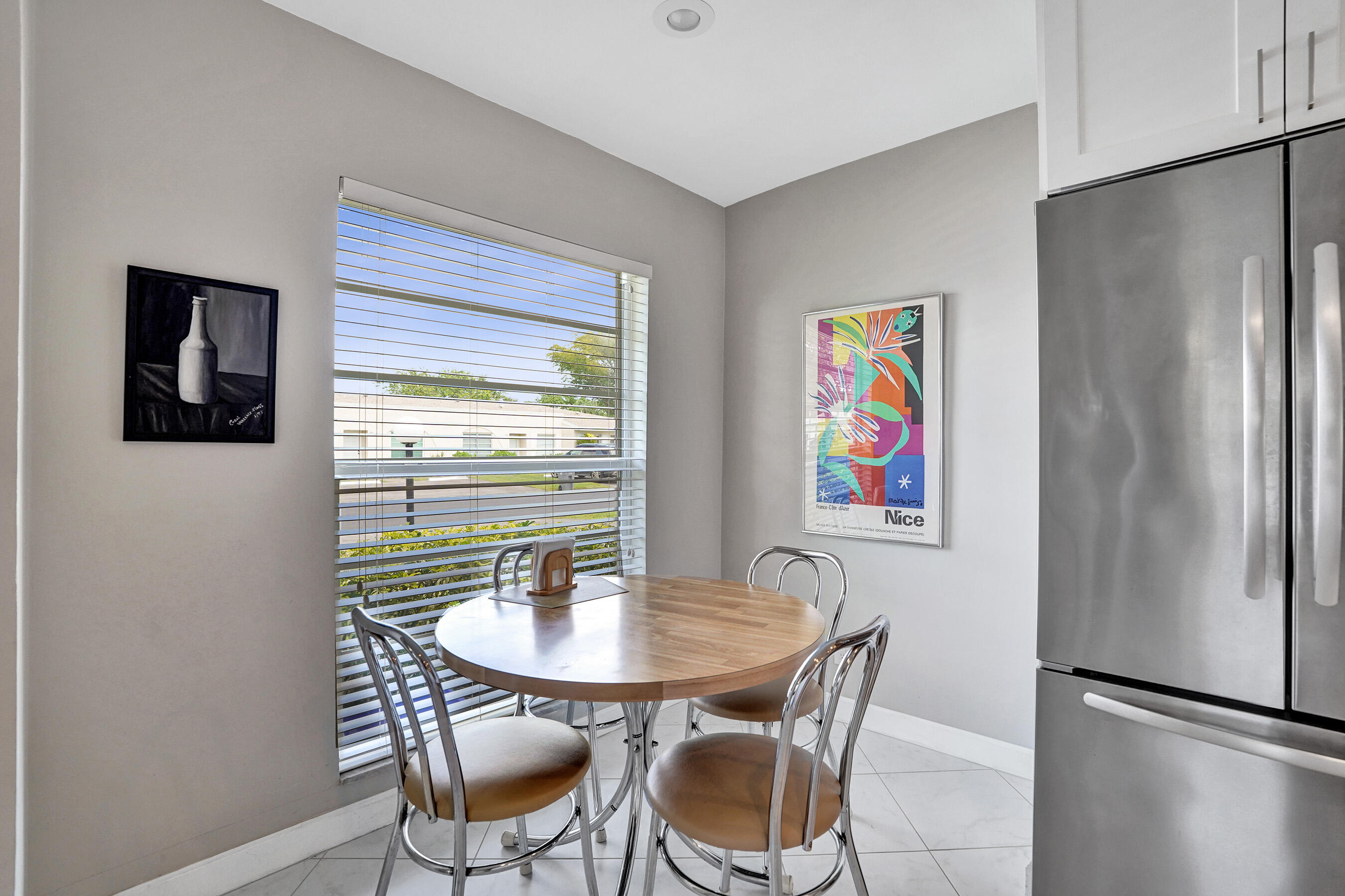 8620 Chevy Chase Drive