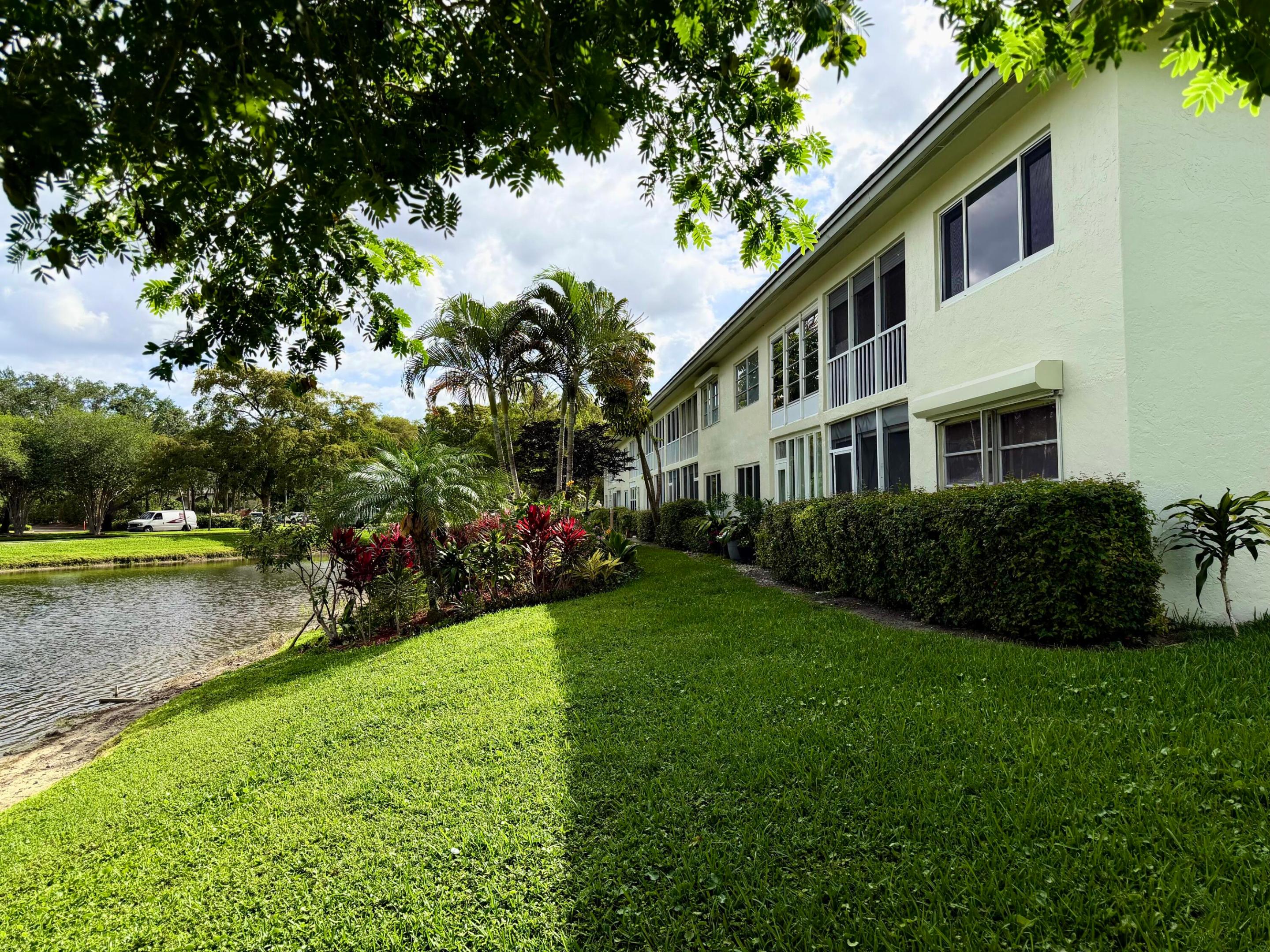 1101 Bahama Bend
