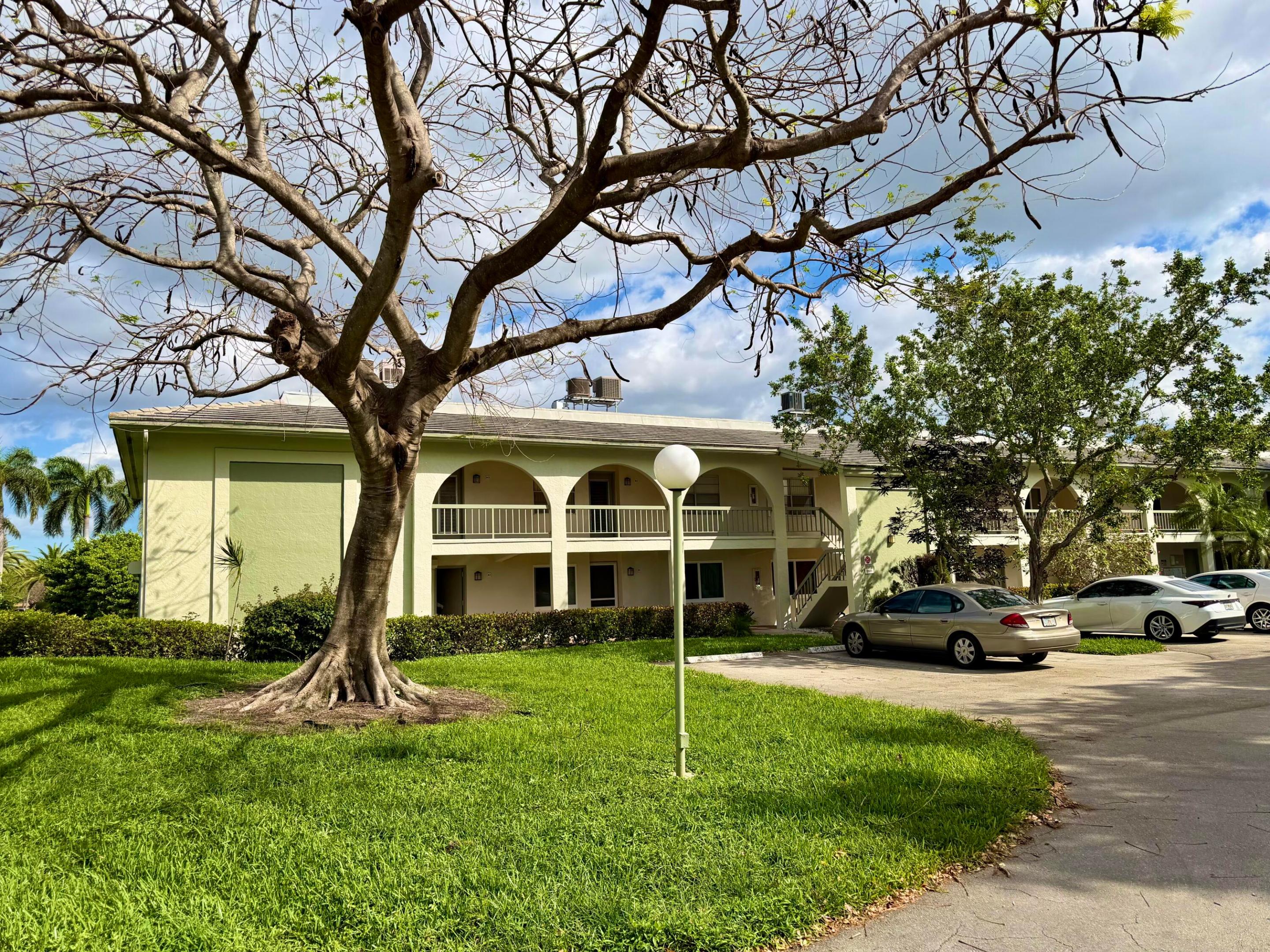 1101 Bahama Bend