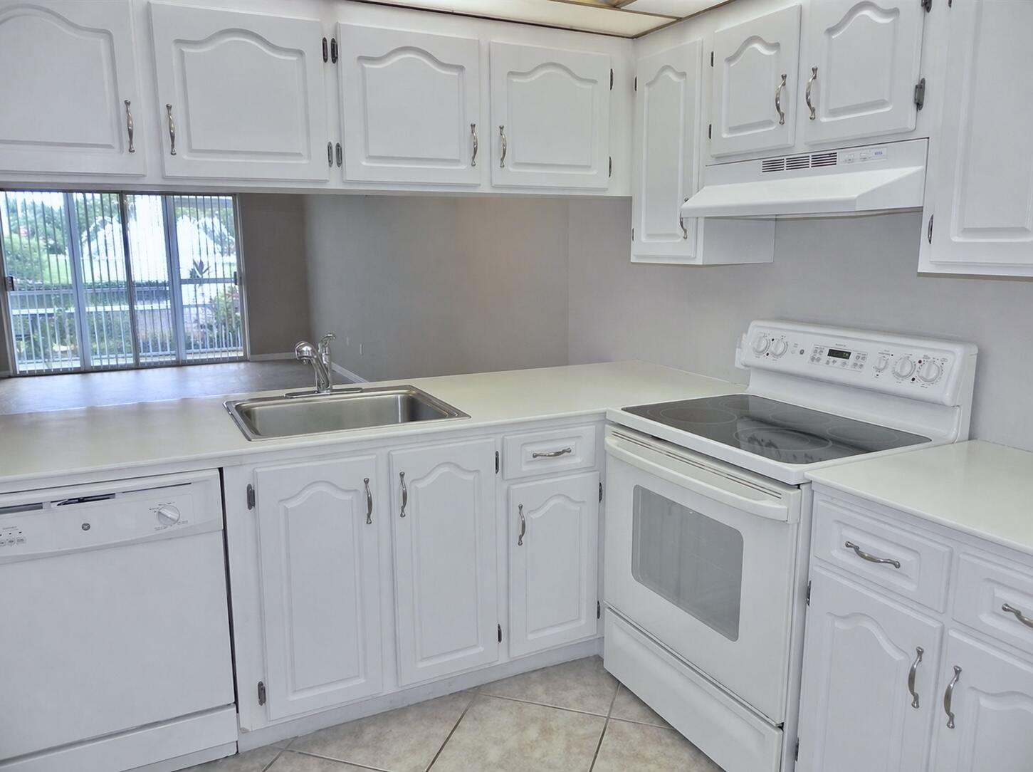 1101 Bahama Bend