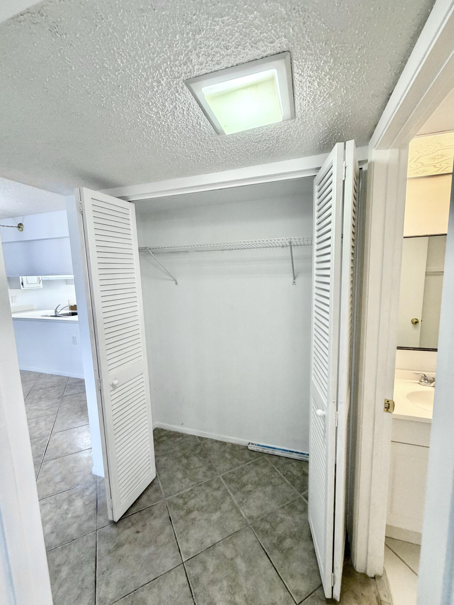 1101 Bahama Bend