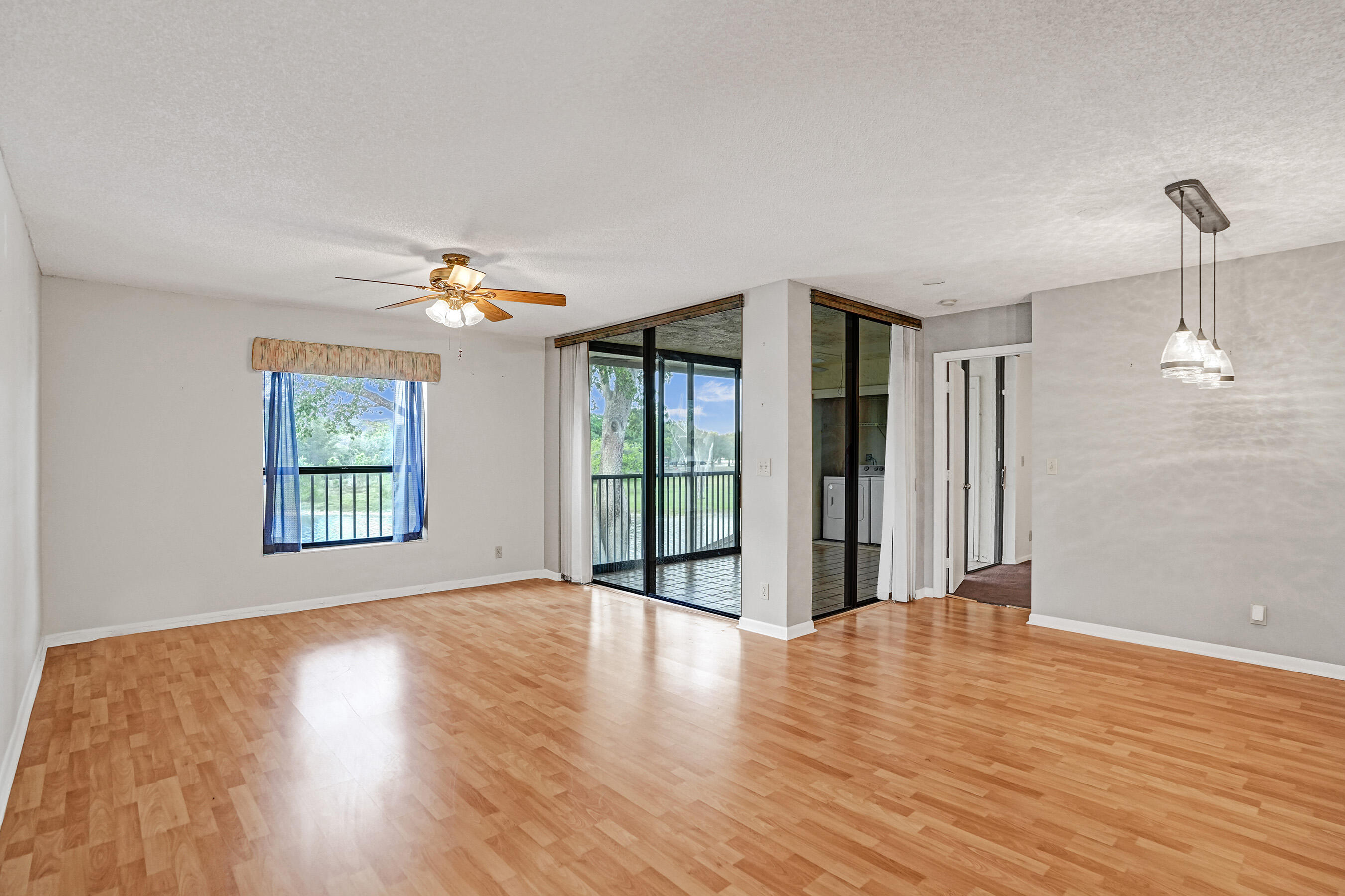 2541 N Carambola Cir Circle 1832