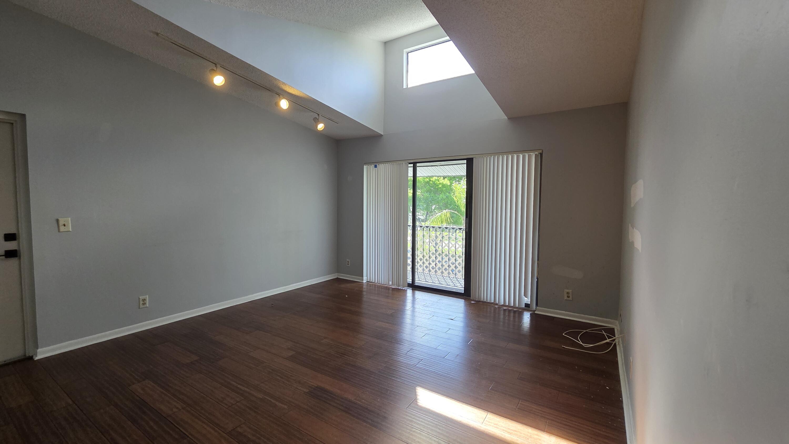 1015 Green Pine Boulevard E3