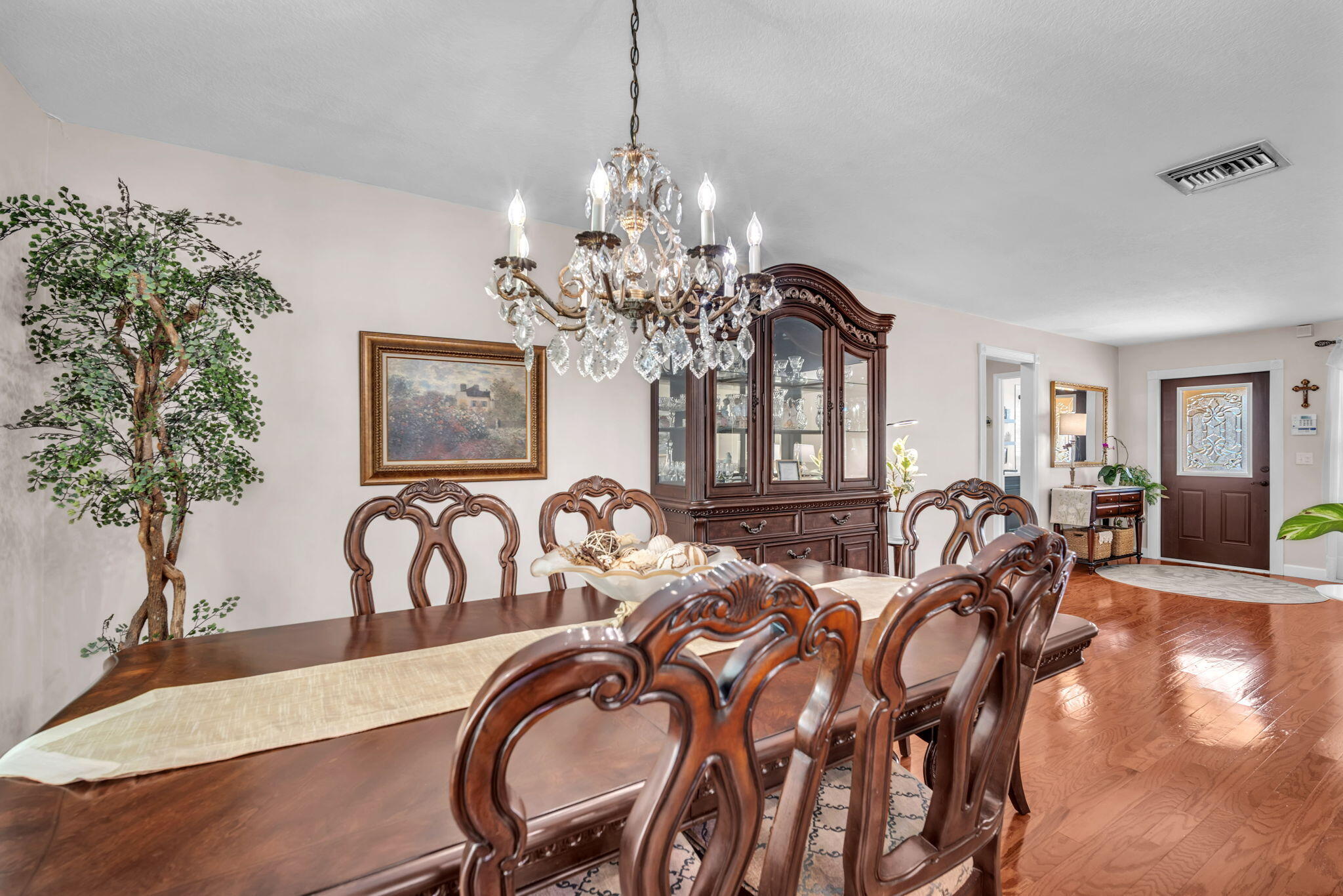 9341 SW 1st Place