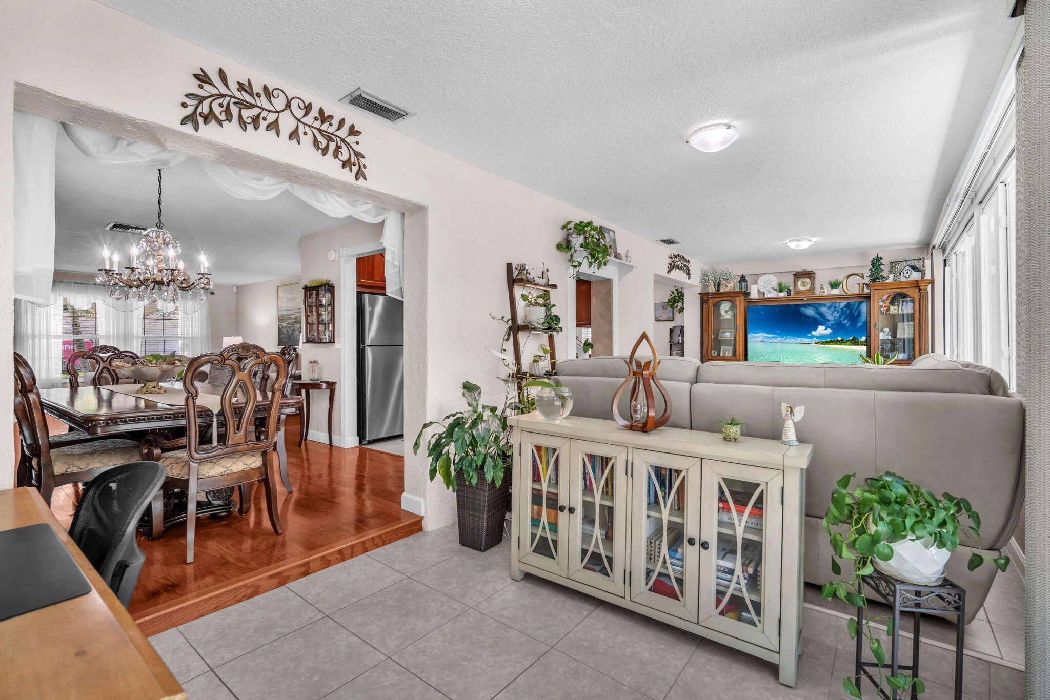 9341 SW 1st Place