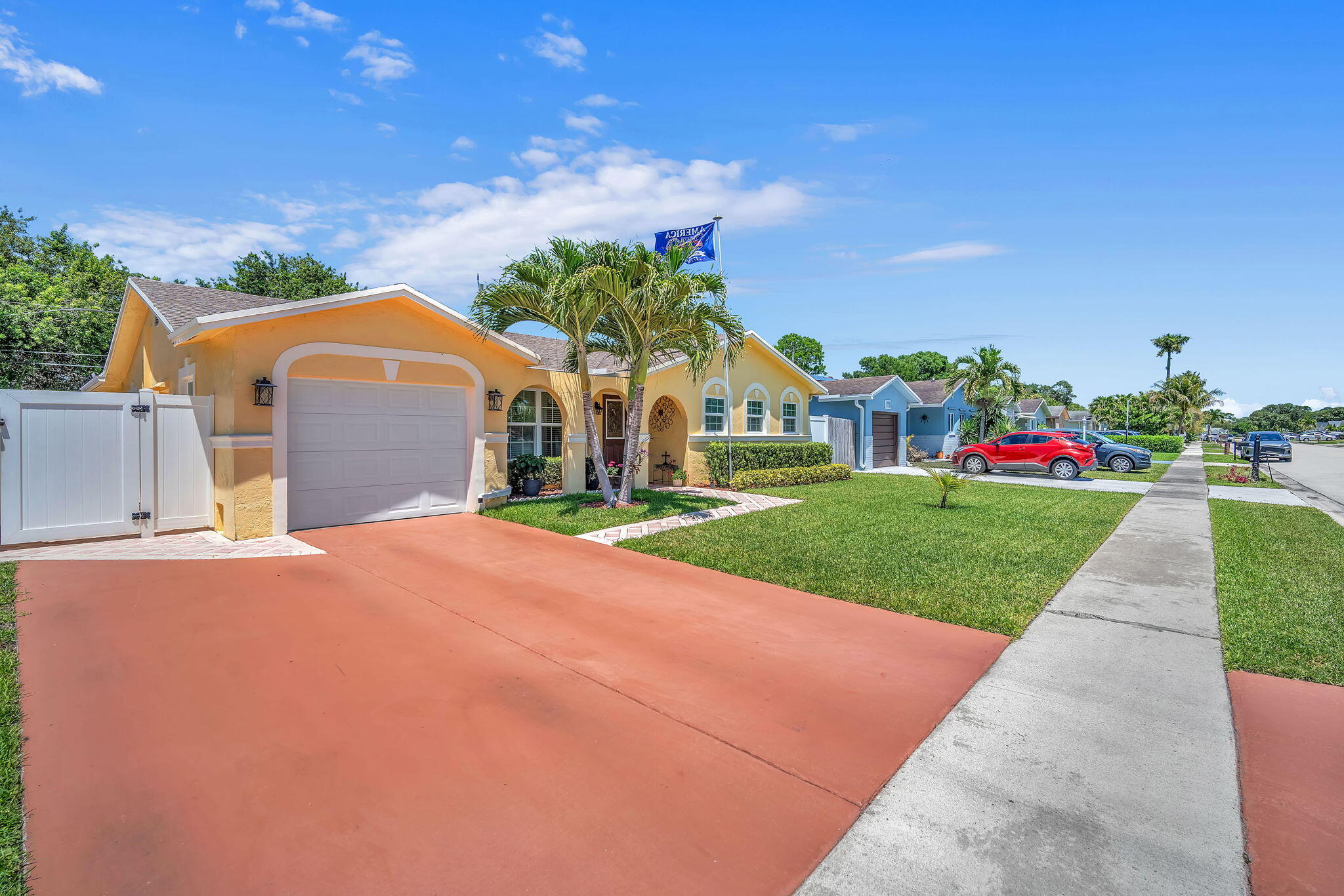 9341 SW 1st Place