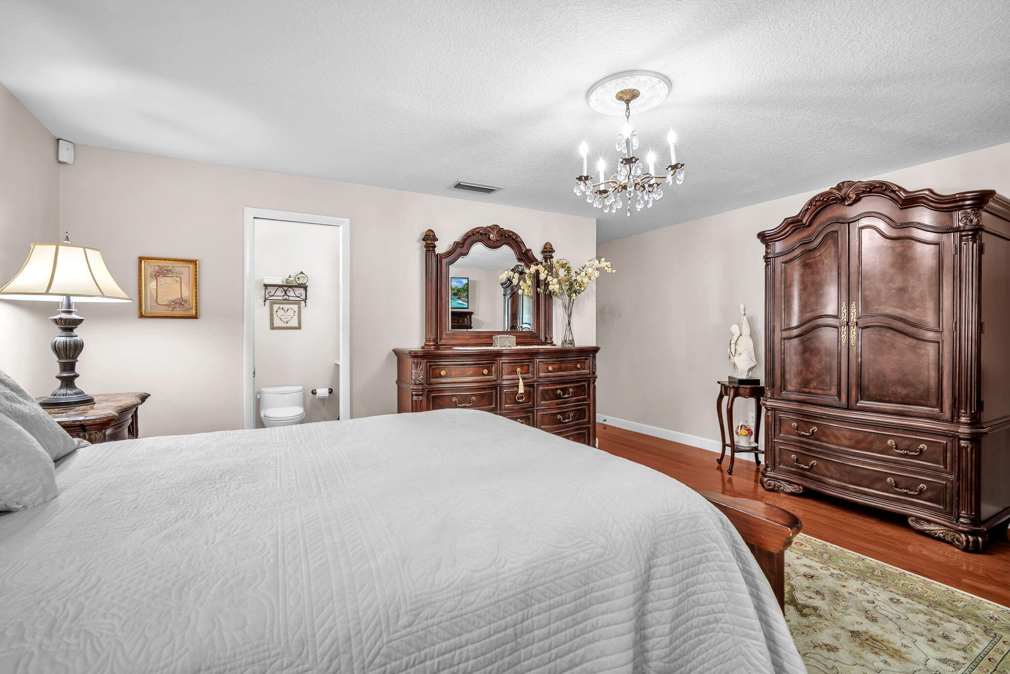 9341 SW 1st Place