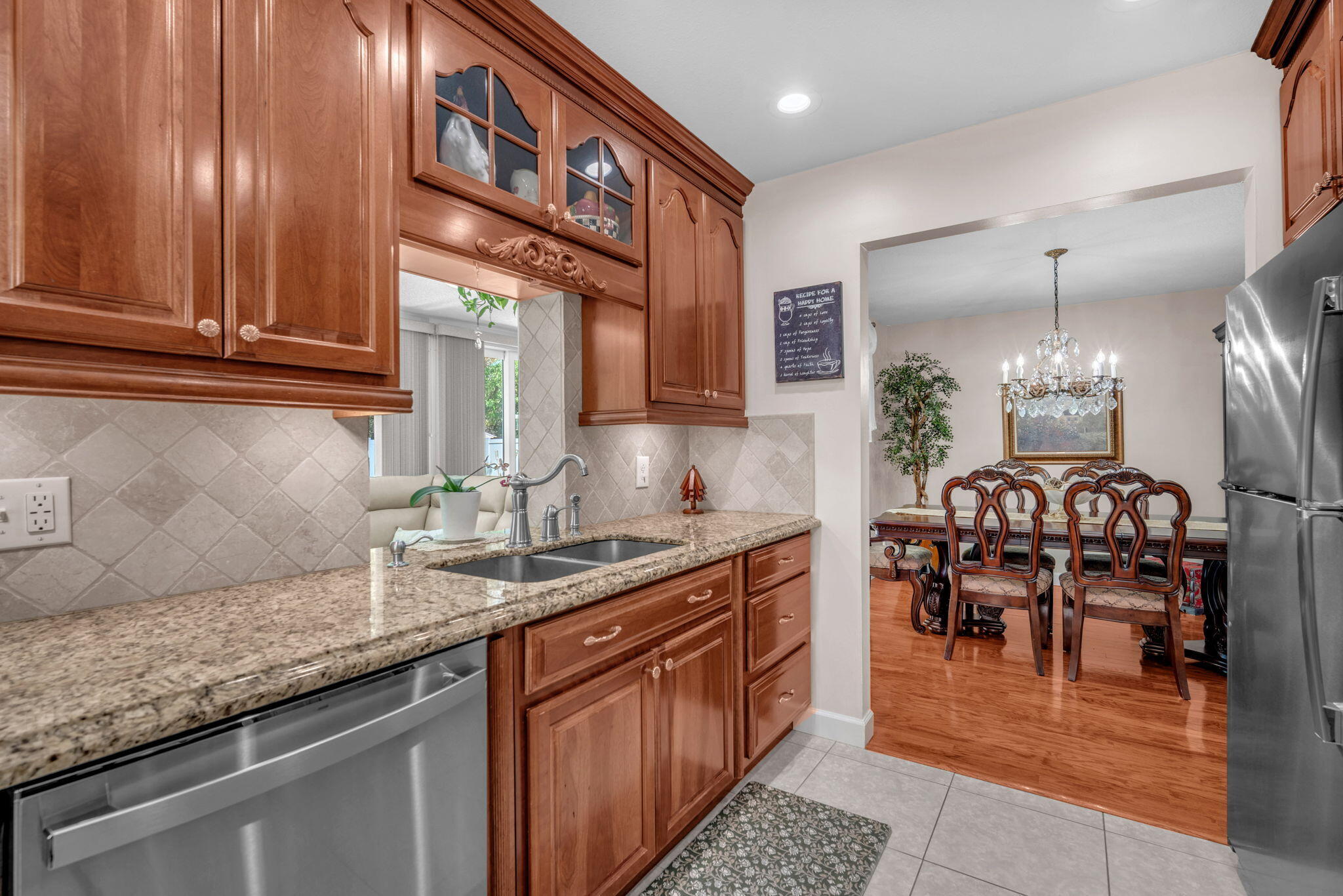 9341 SW 1st Place