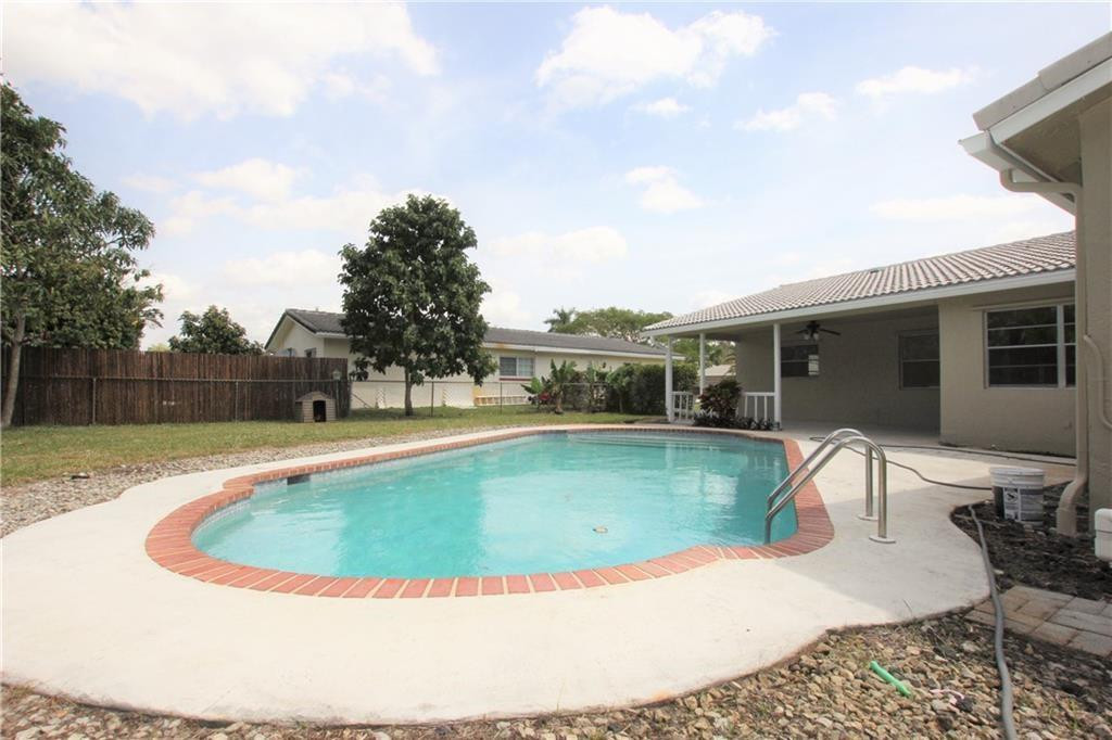 1122 NW 82nd Avenue
