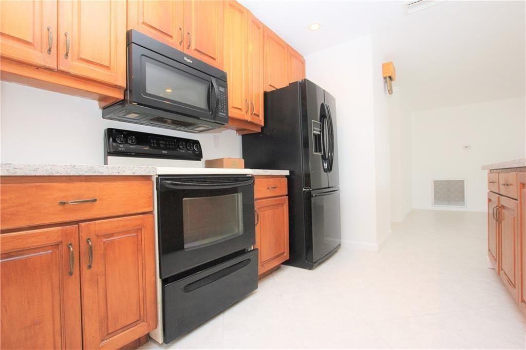 1122 NW 82nd Avenue