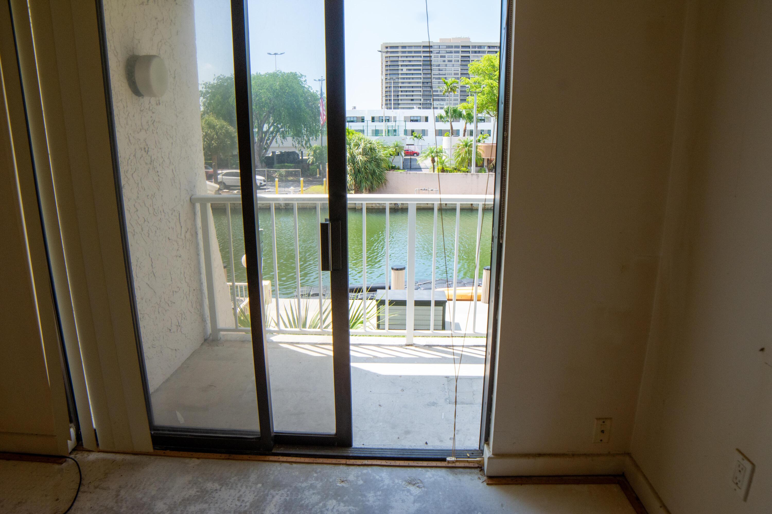 1650 NE 115th Street 208