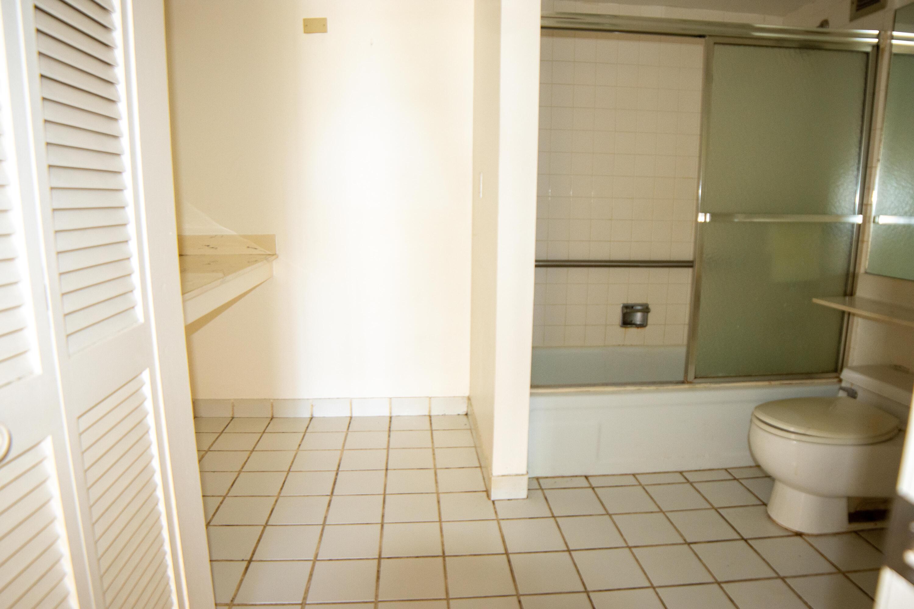 1650 NE 115th Street 208