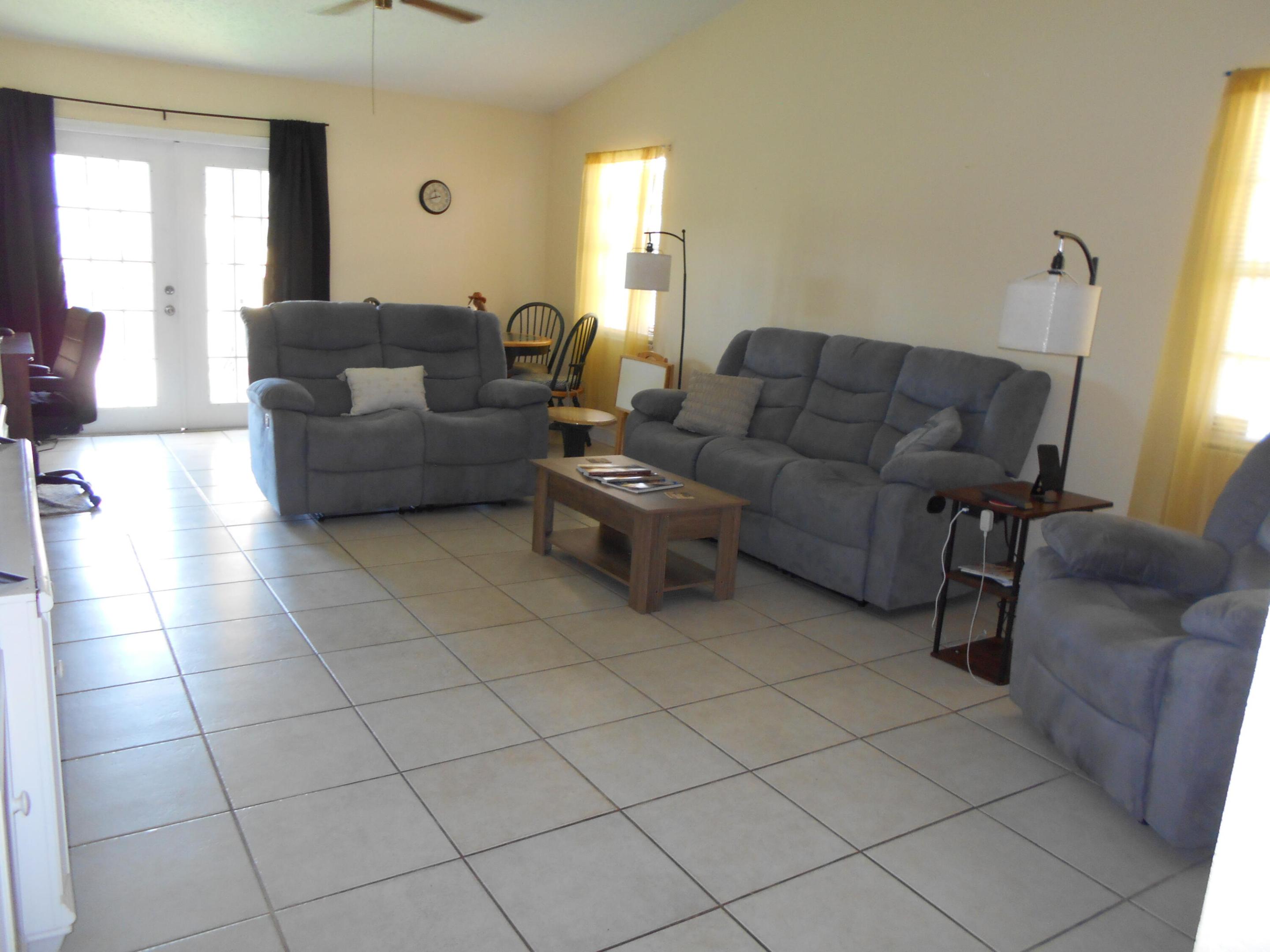 510 NW 43rd Street